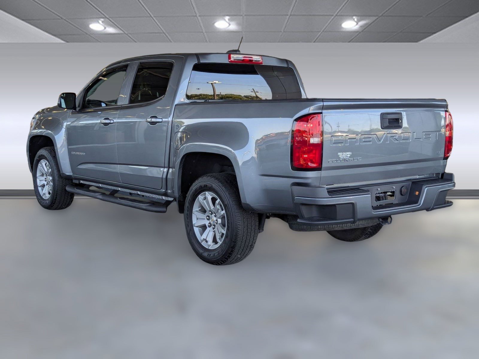 2022 Chevrolet Colorado LT photo 3