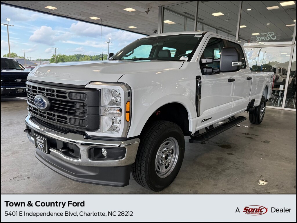 New 2026 Ford F-350 XL Truck Crew Cab