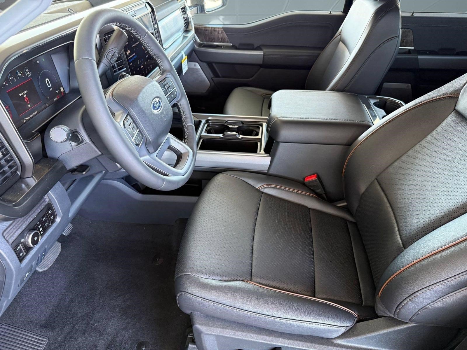 2026 Ford F-450 LARIAT Truck Crew Cab