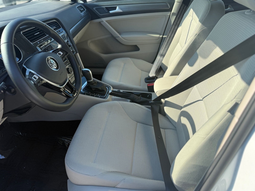 Used 2018 Volkswagen Golf S Hatchback