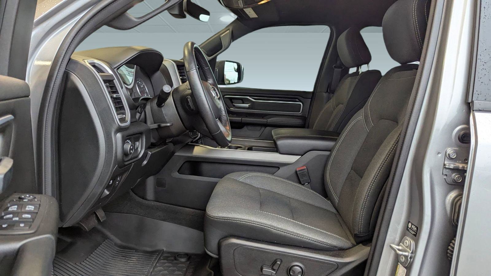 2022 Ram 1500 Big Horn photo 4