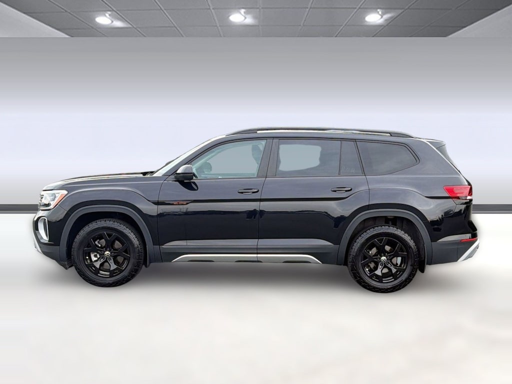 Certified 2024 Volkswagen Atlas 2.0T Peak Edition SE w/Technology SUV