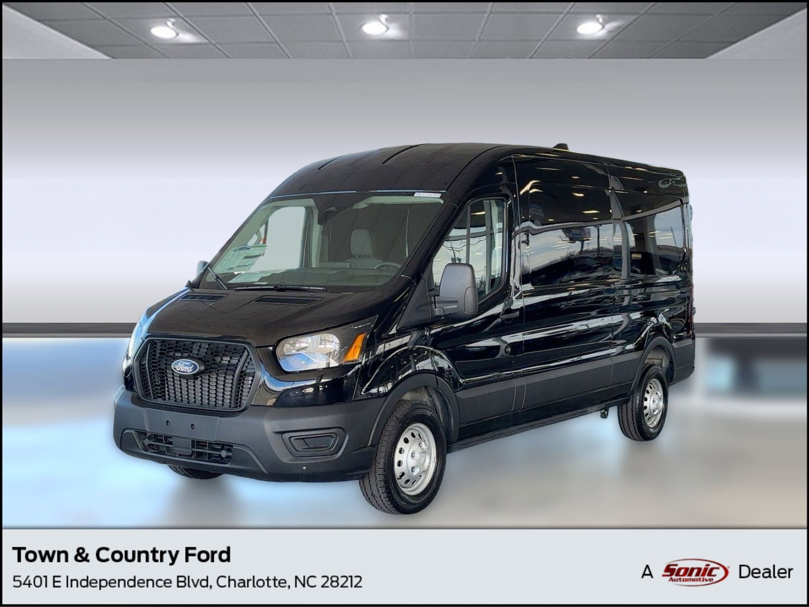 2026 Ford Transit Base's photo