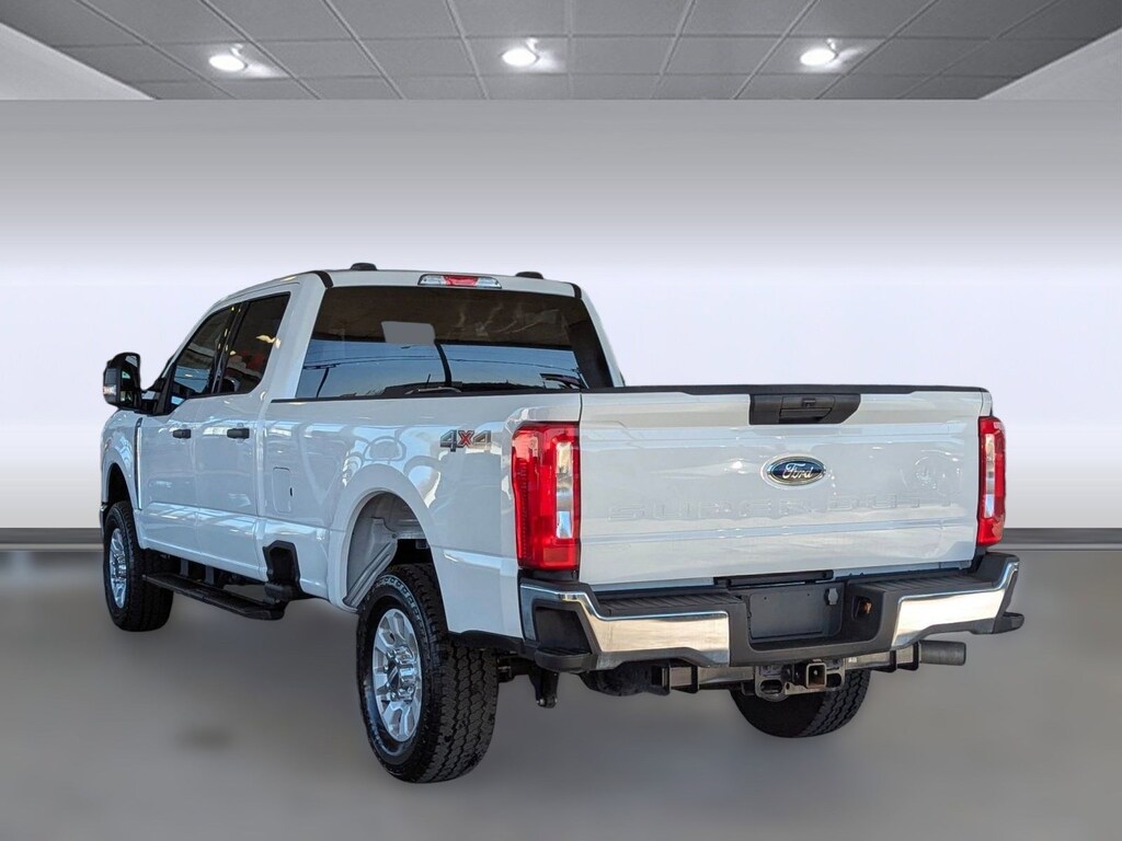 Certified 2024 Ford F-350 XLT Truck Crew Cab