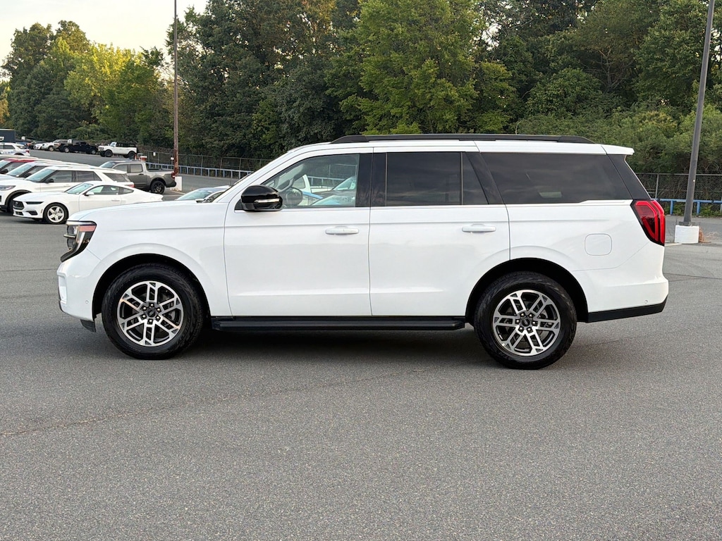 Certified 2025 Ford Expedition Active SUV