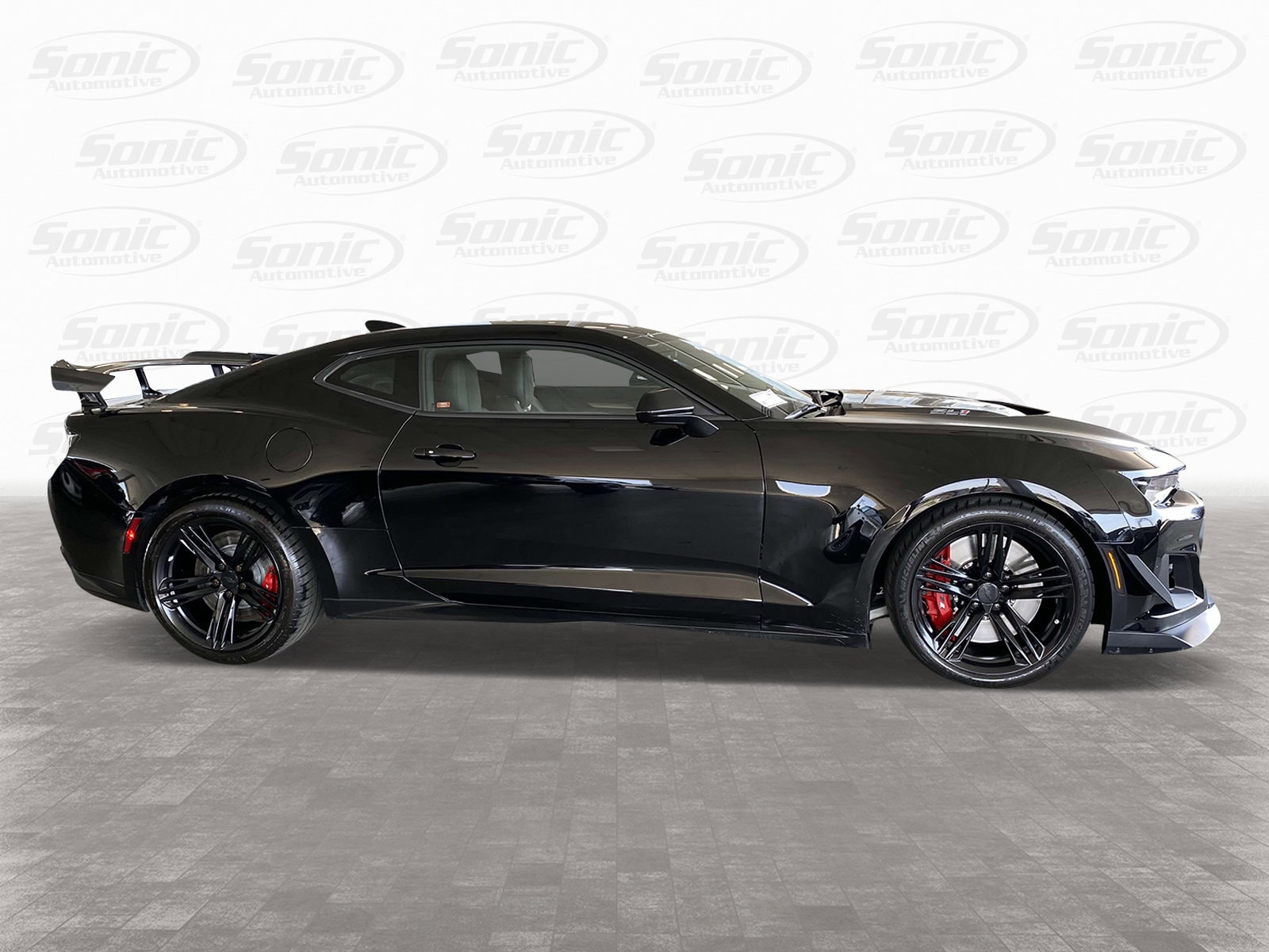 Used 2018 Chevrolet Camaro ZL1 with VIN 1G1FJ1R66J0139516 for sale in Charlotte, NC