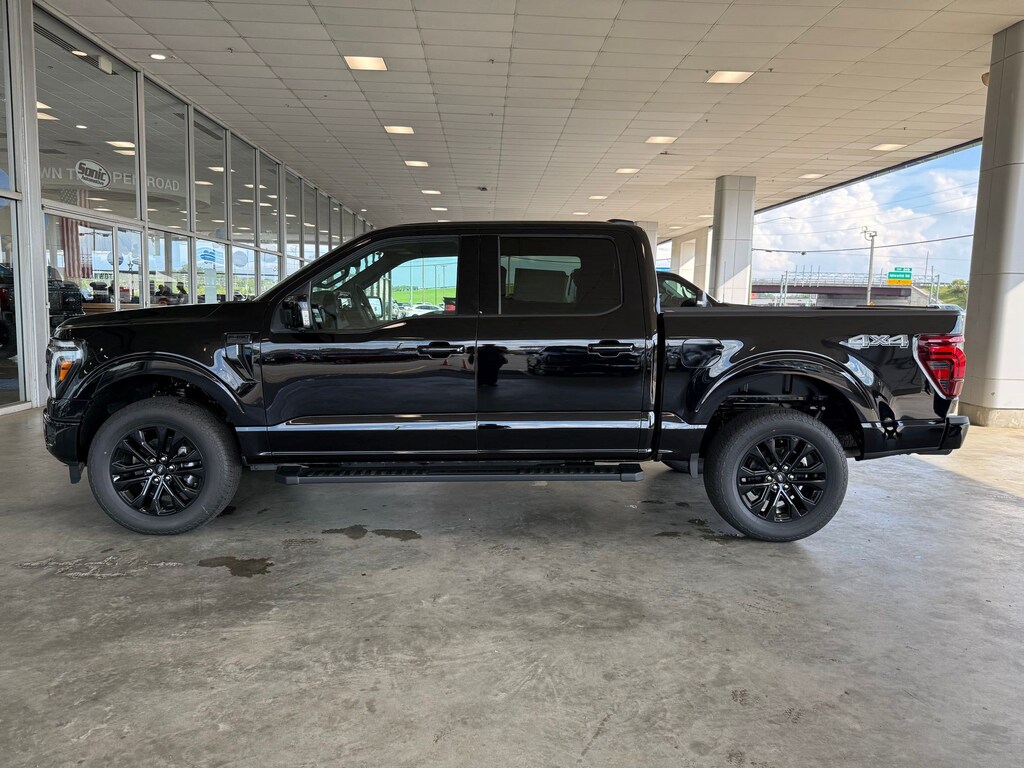 New 2026 Ford F-150 LARIAT Truck SuperCrew Cab
