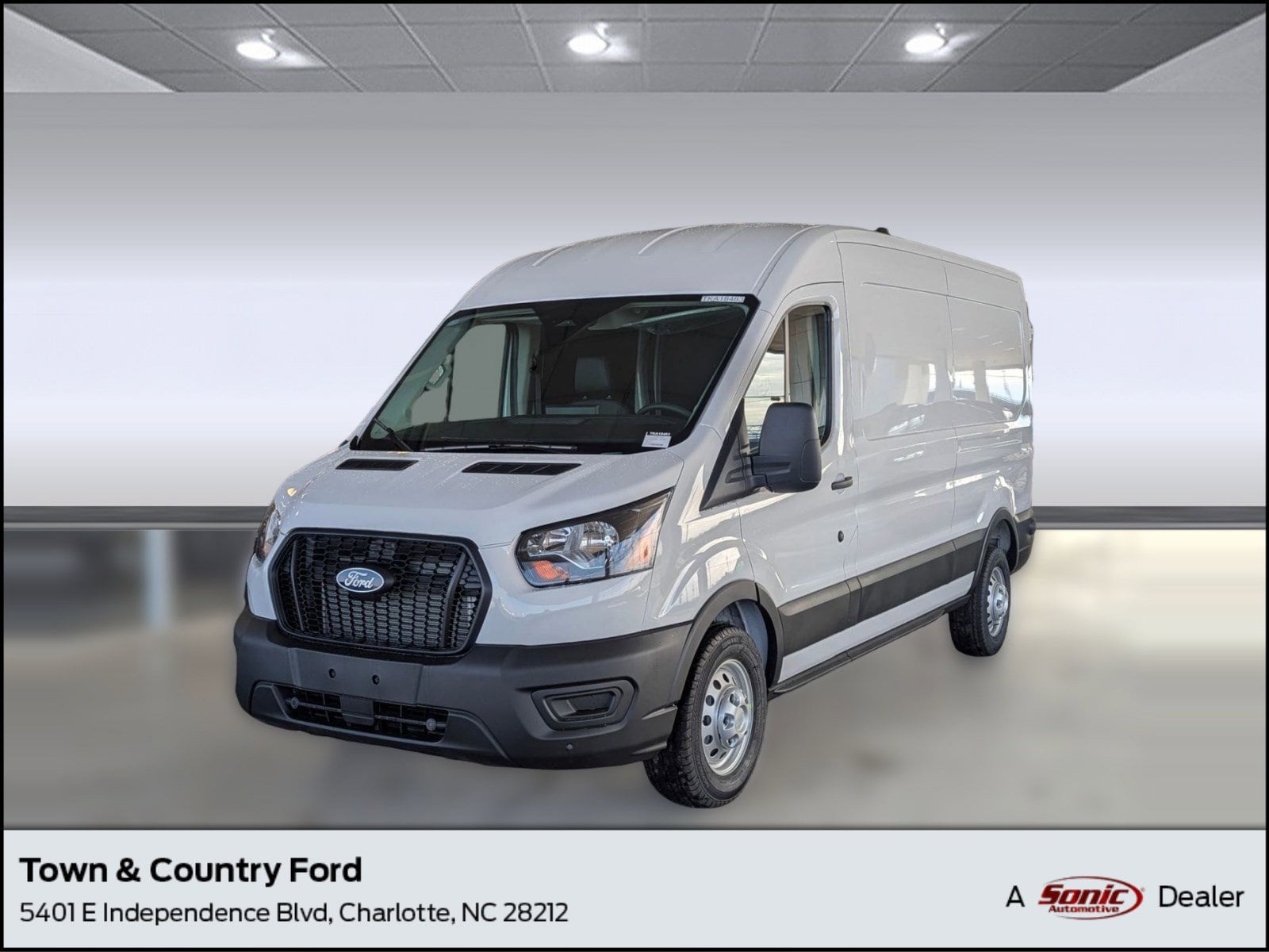 2026 Ford Transit Base's photo