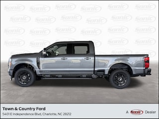 2025 Ford F-350 LARIAT Truck Crew Cab