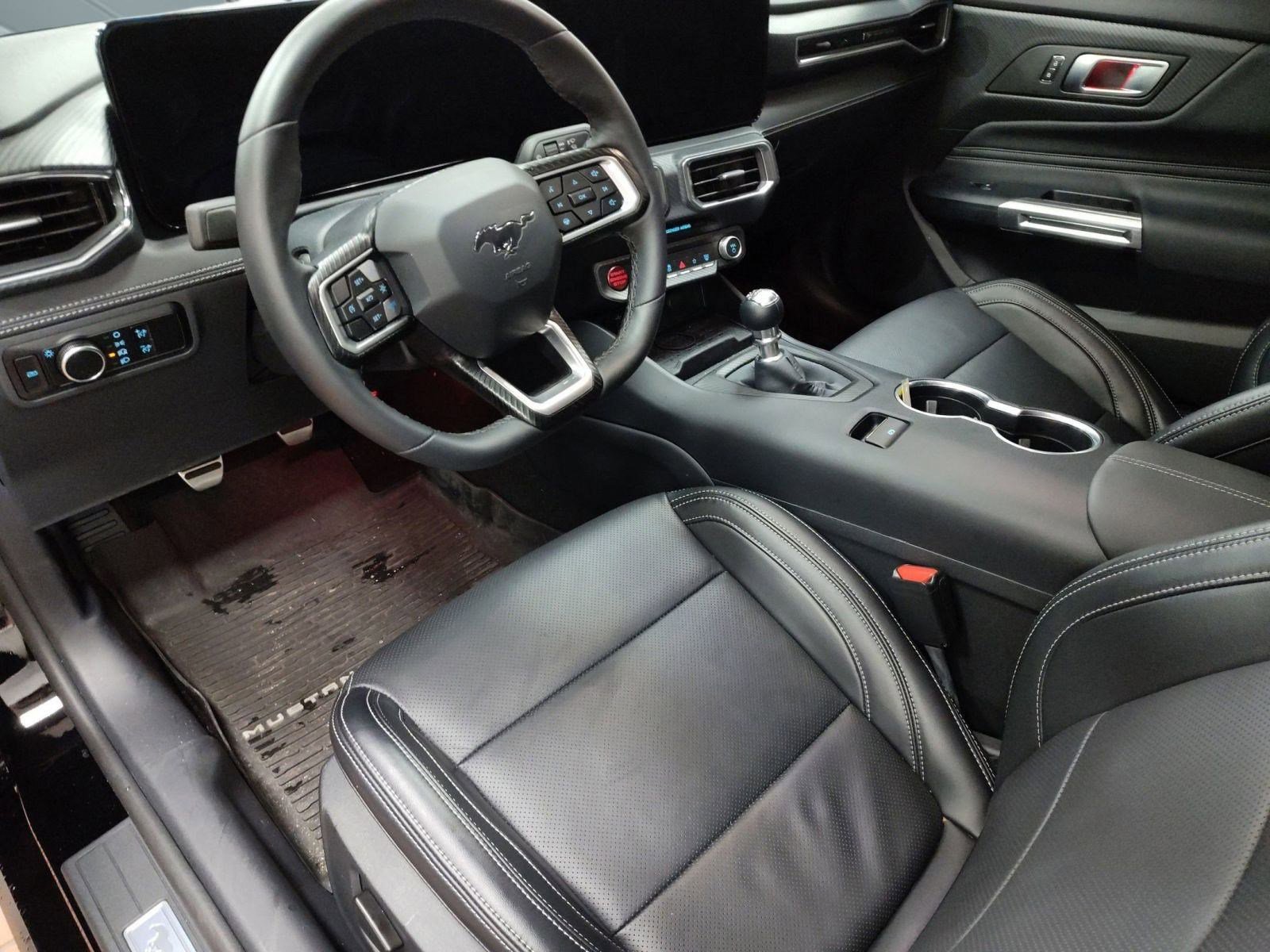 2024 Ford Mustang GT Premium photo 4