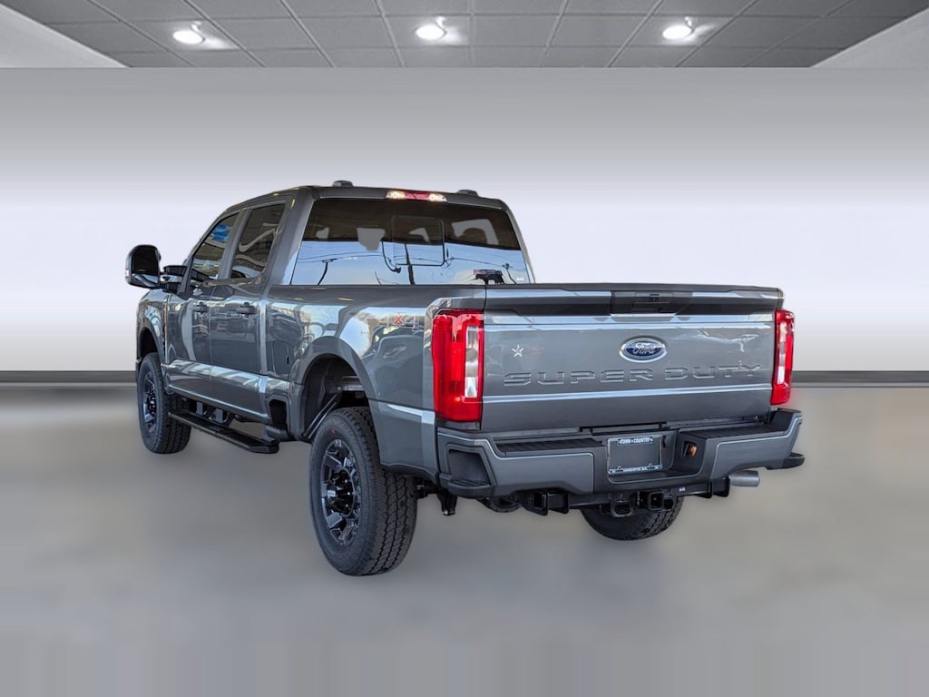 New 2026 Ford F-350 XL Truck Crew Cab
