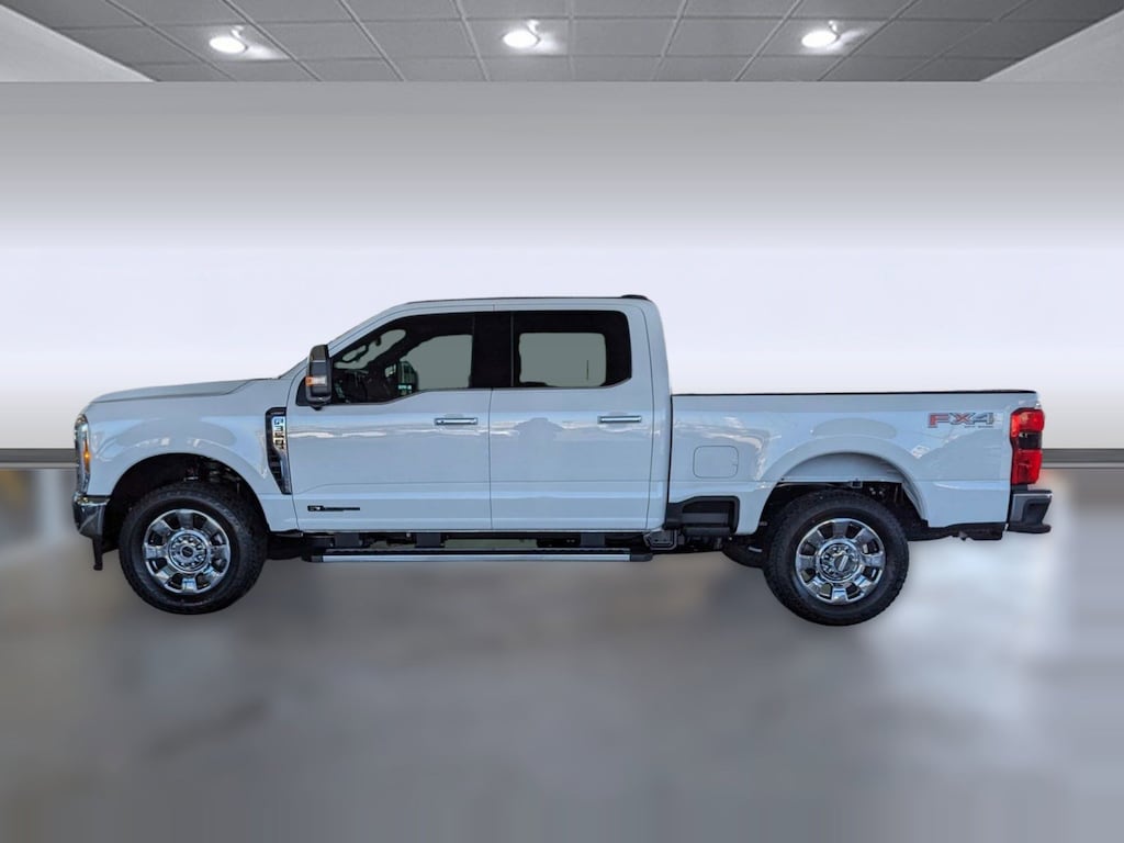 New 2026 Ford F-350 LARIAT Truck Crew Cab