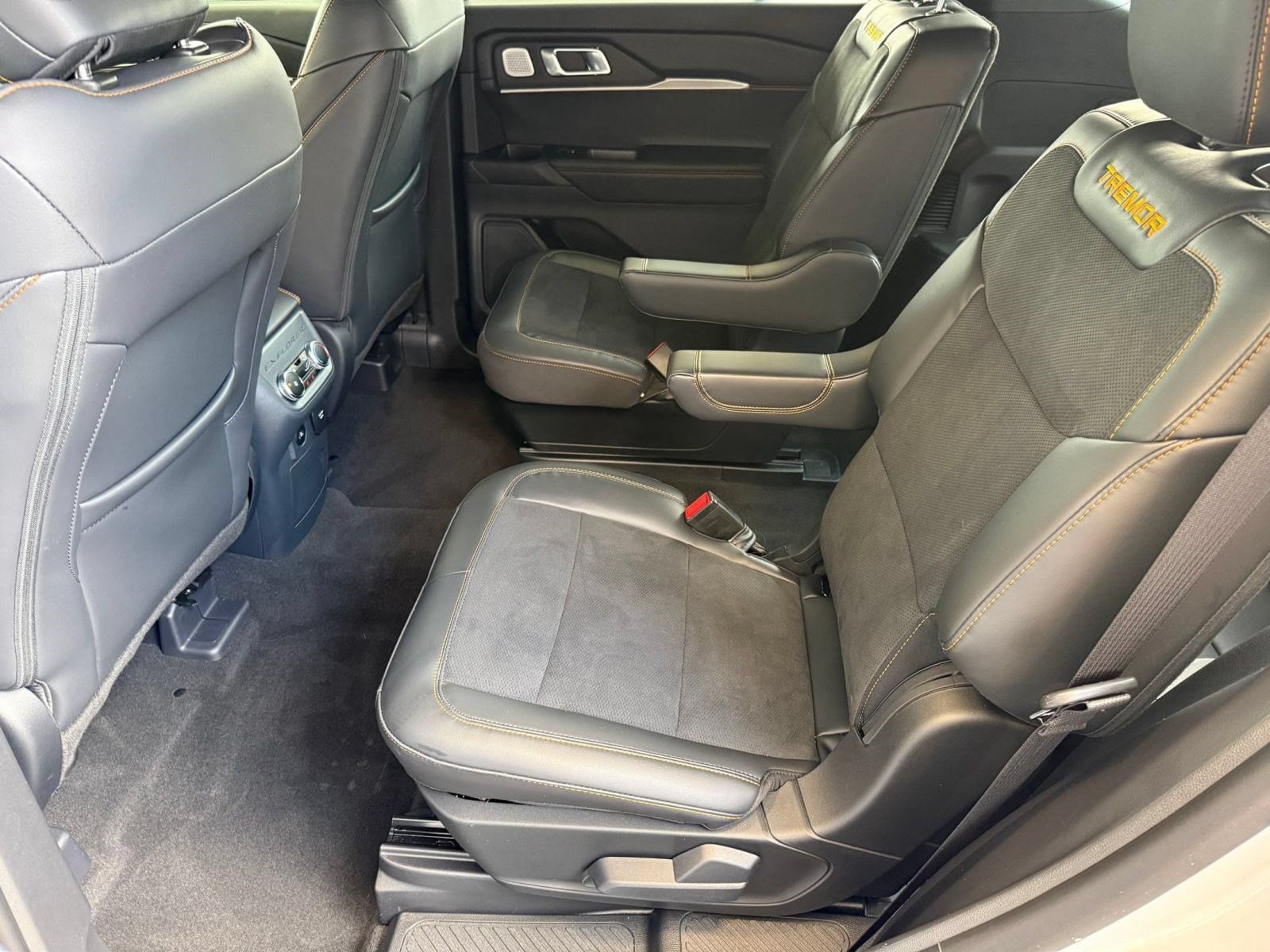 2026 Ford Explorer Tremor - Photo 26