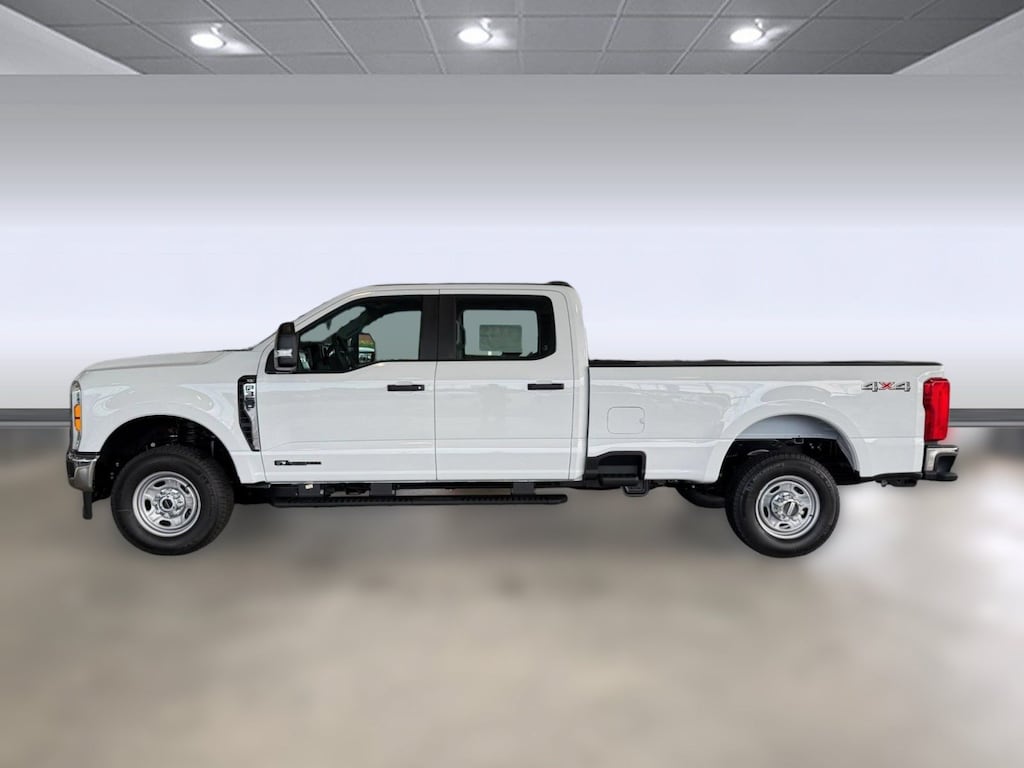 New 2026 Ford F-350 XL Truck Crew Cab