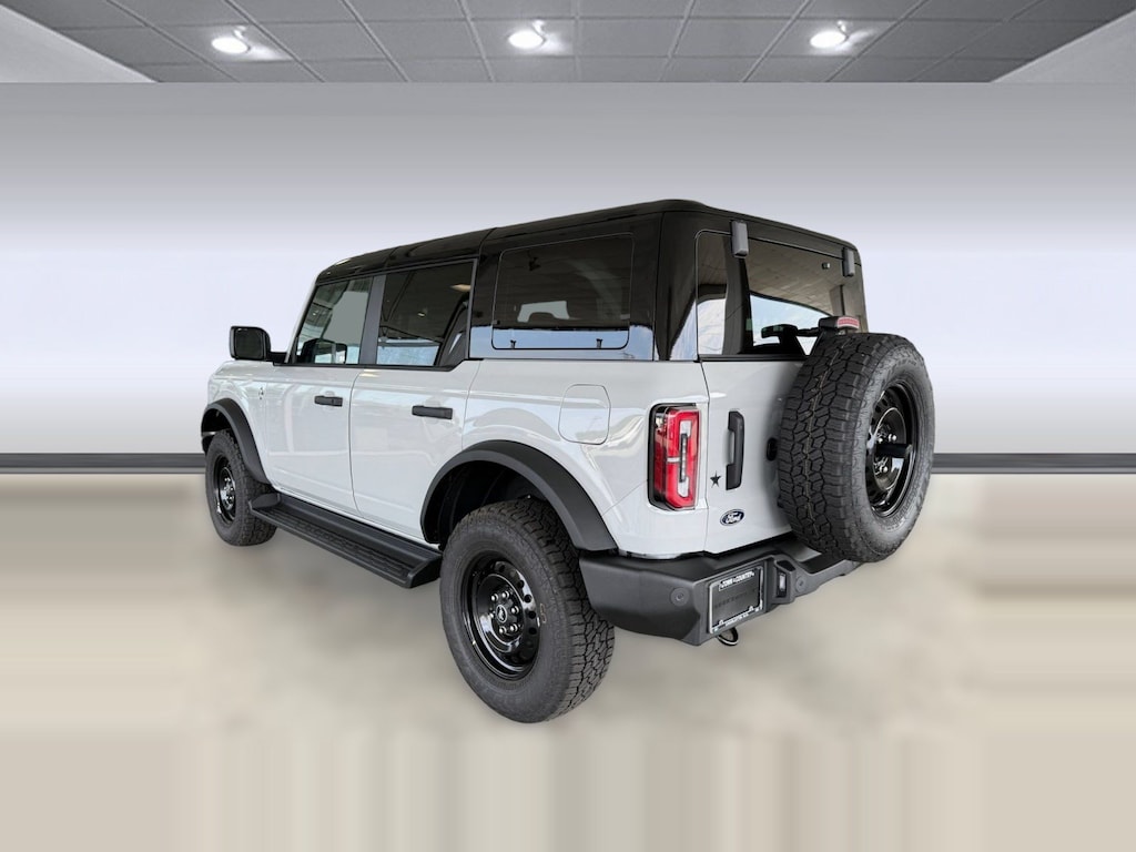 New 2026 Ford Bronco Outer Banks SUV