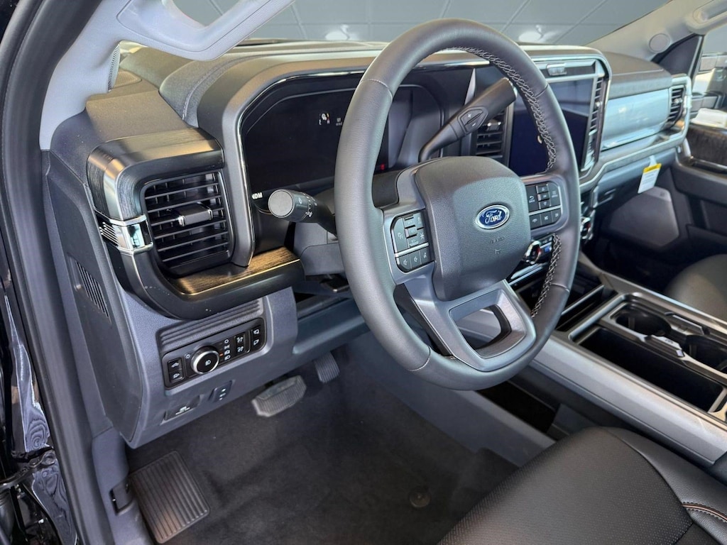 New 2026 Ford F-350 LARIAT Truck Crew Cab