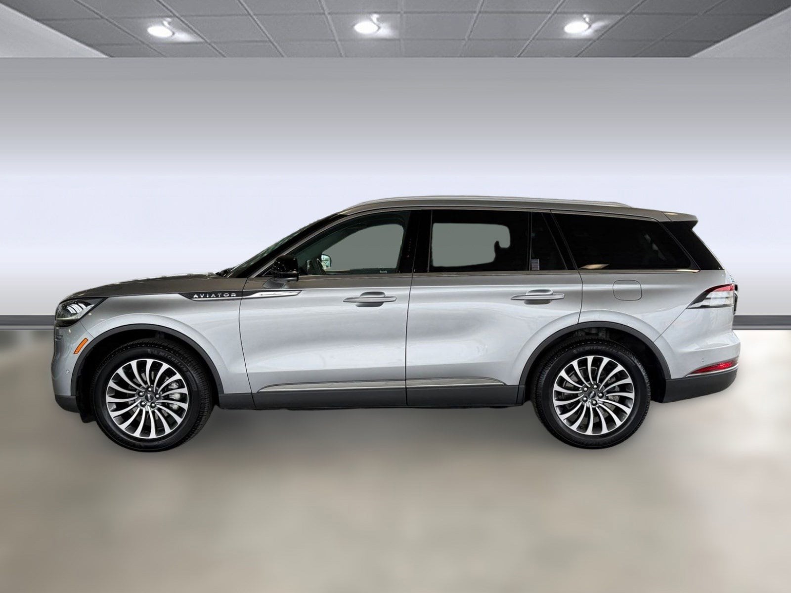 5LM5J7XC8LGL27830