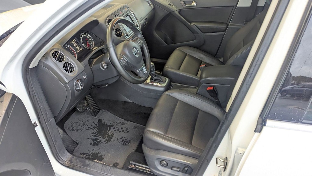 Used 2016 Volkswagen Tiguan SE SUV