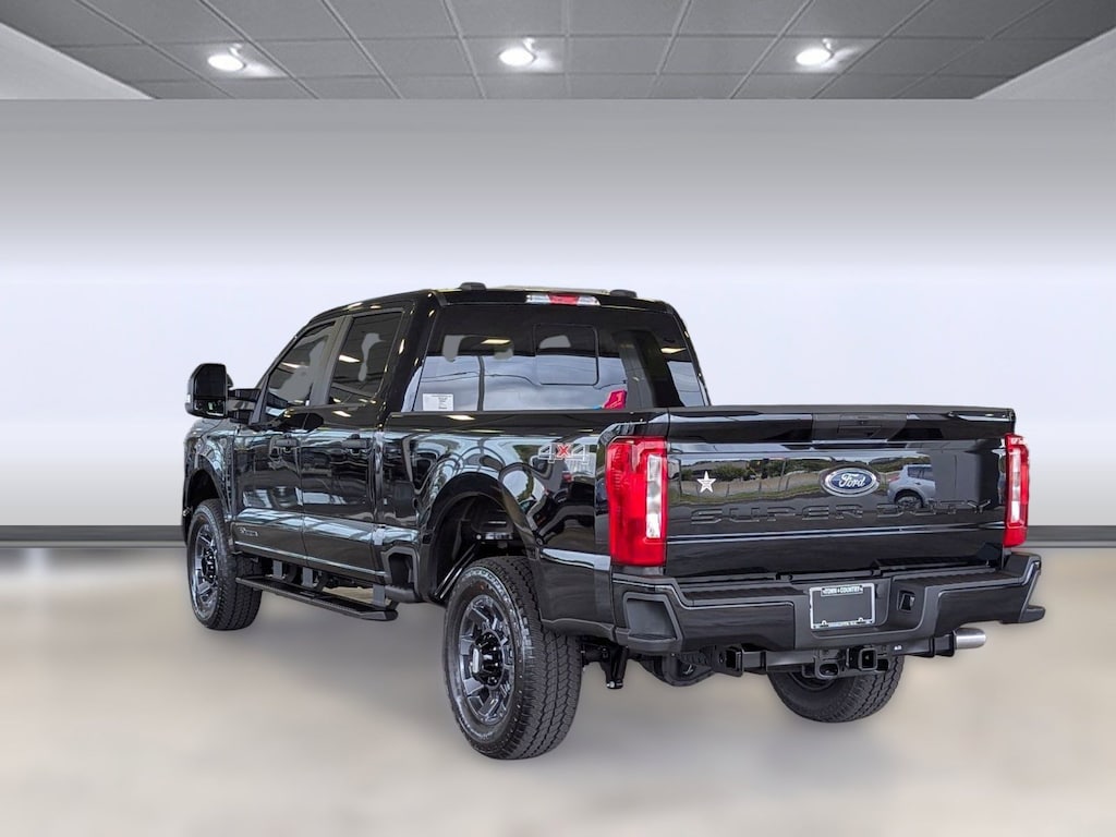 New 2026 Ford F-250 XL Truck Crew Cab