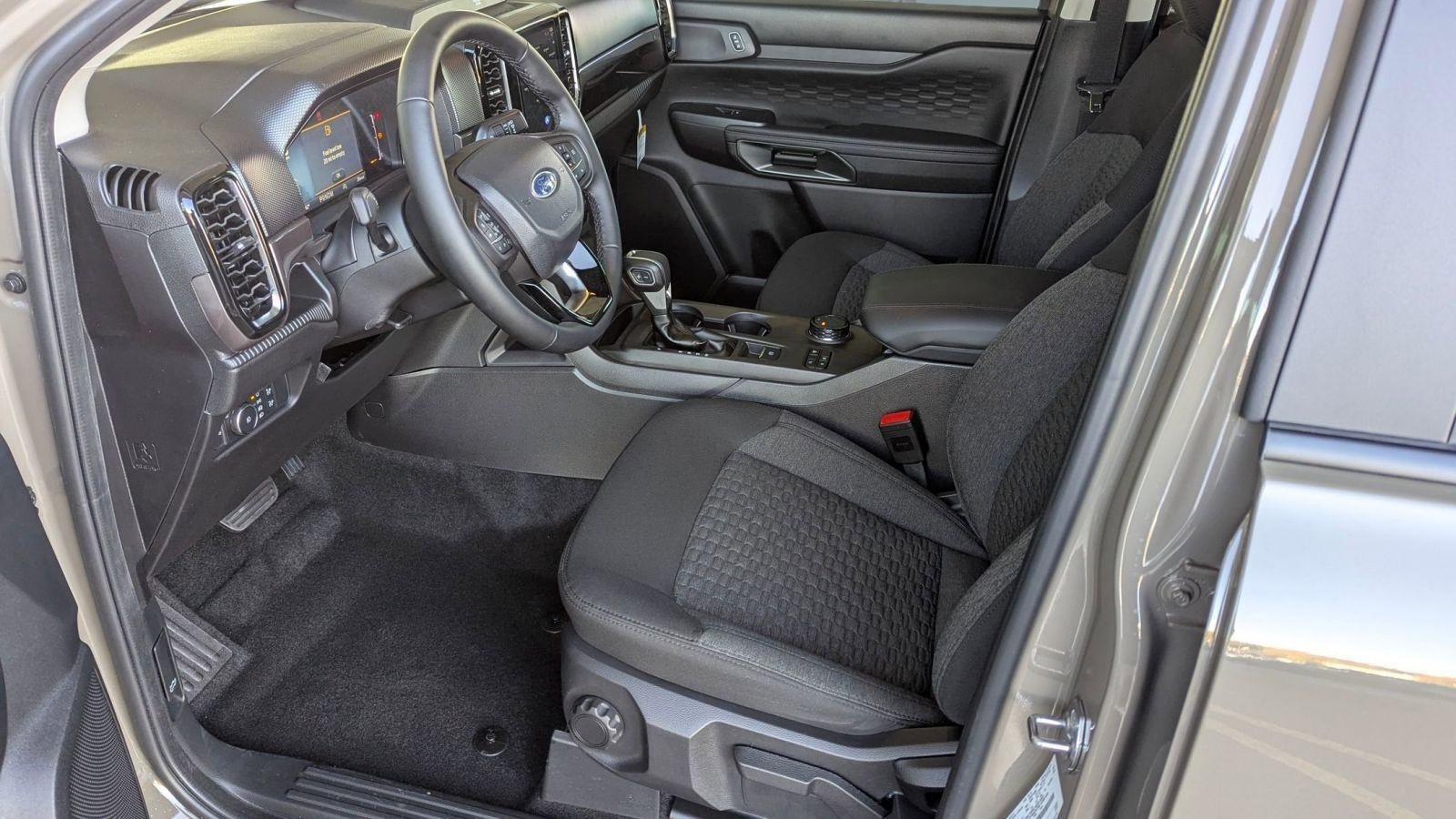 2025 Ford Ranger XLT photo 4