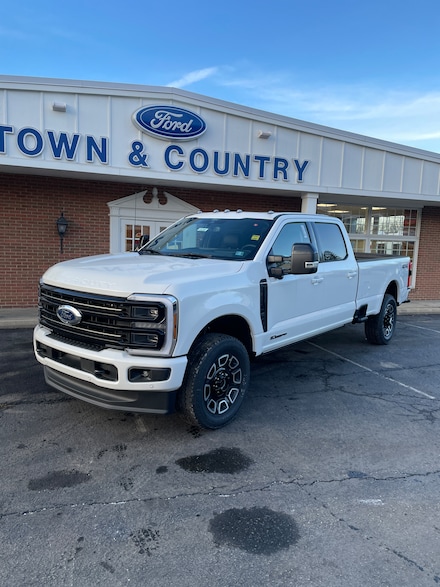 2026 Ford F-250 Pickup F-250&reg; Platinum&reg; TRUCK
