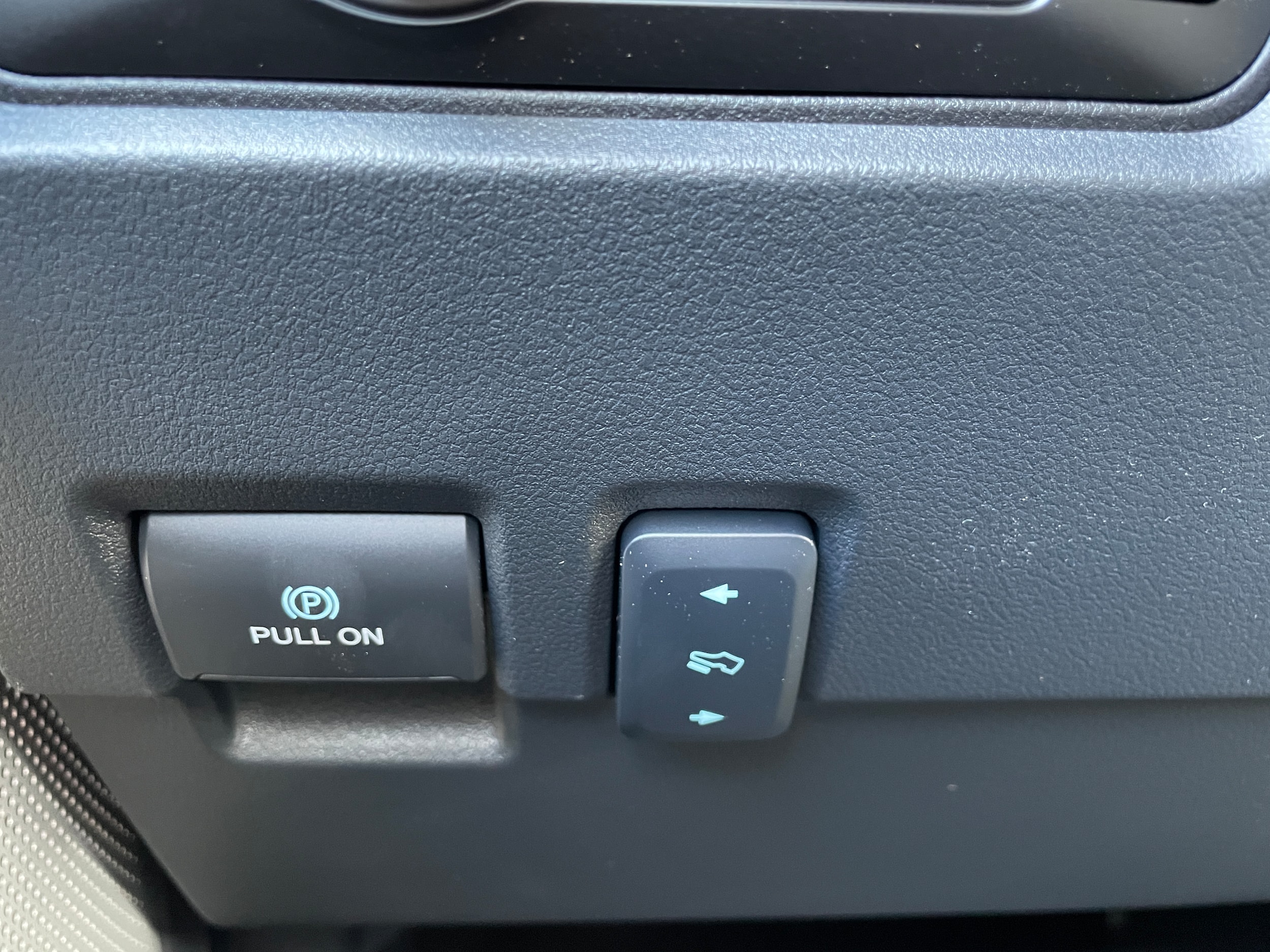 2027 Ford F-250 Pickup photo 19 of 43