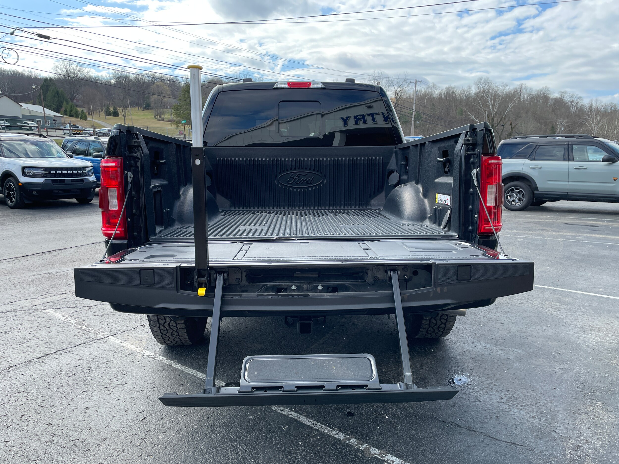 2023 Ford F-150 XLT - 9