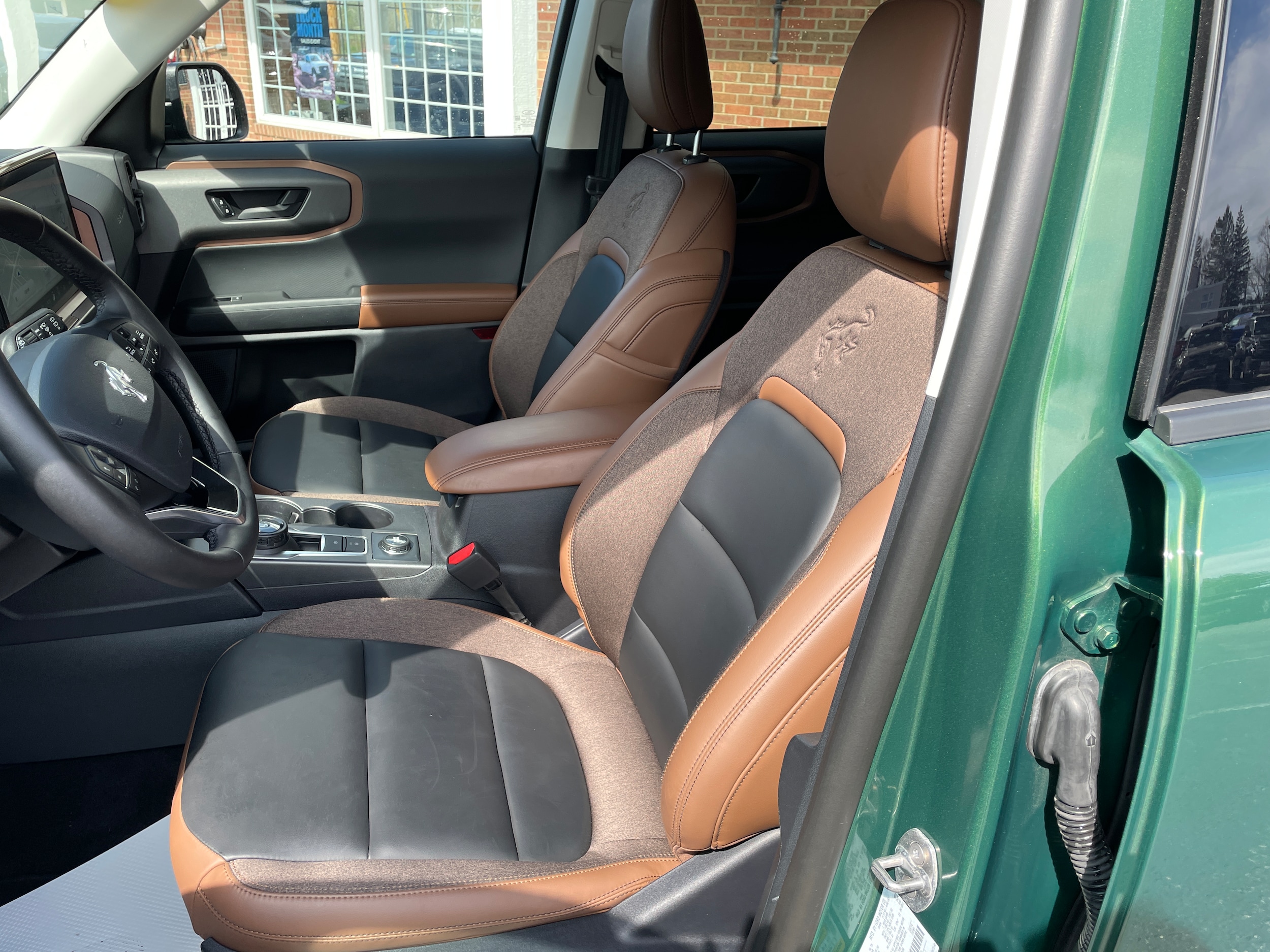 2025 Ford Bronco Sport Outer Banks 4X4 Eruption Green Metallic at Town & Country Ford