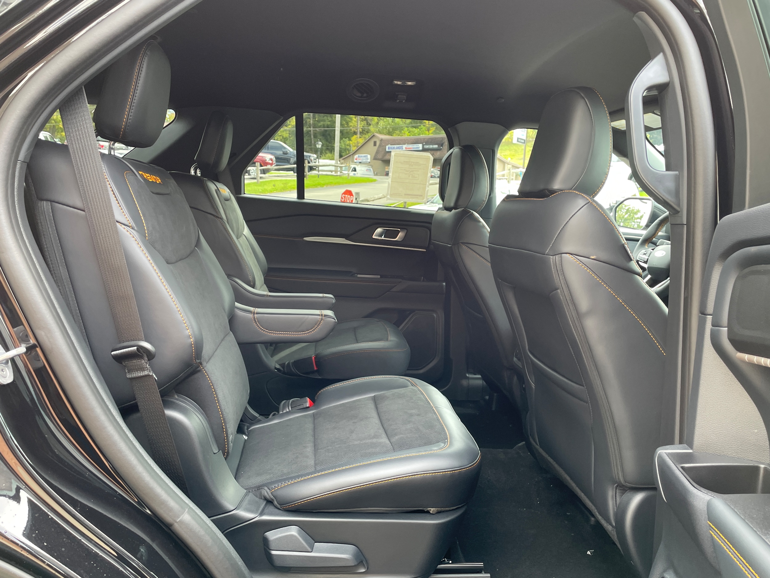 2027 Ford Explorer photo 25 of 53