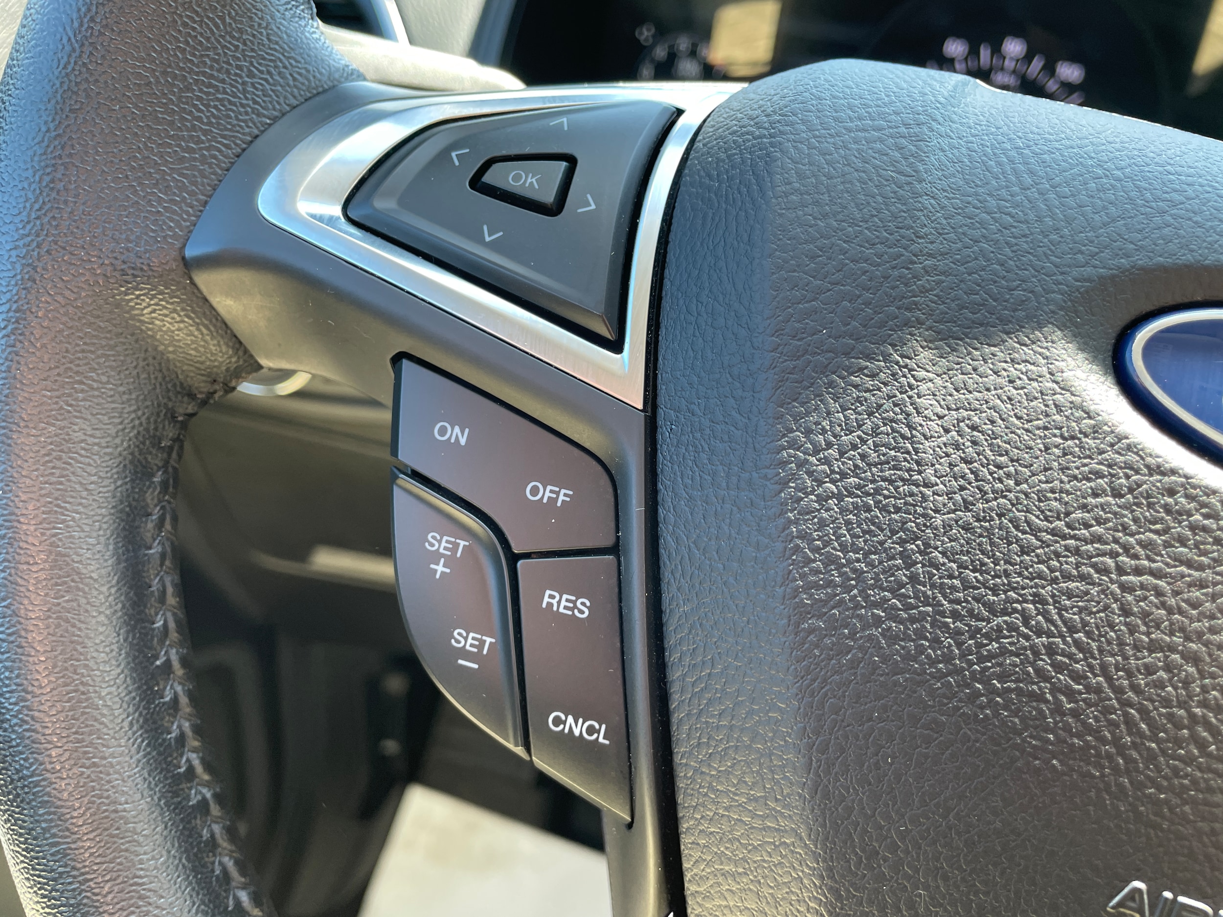 2023 Ford Edge SEL AWD Iconic Silver Metallic at Solomon Chevrolet