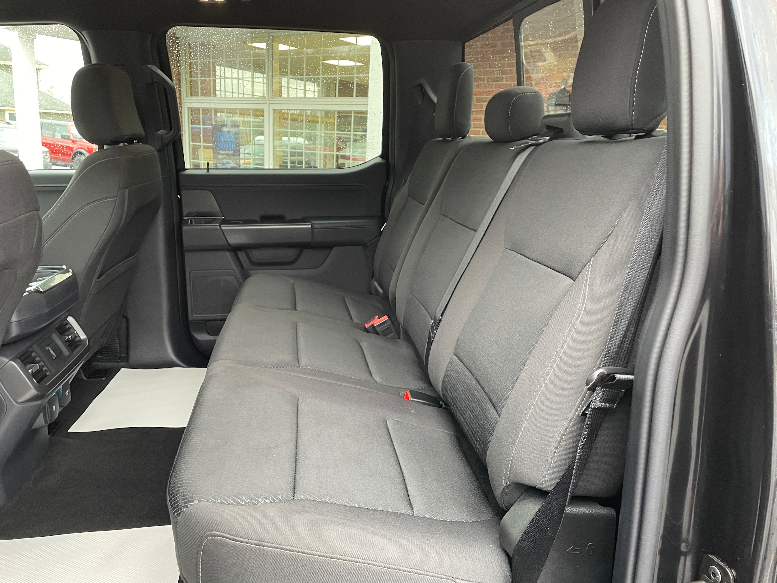 2024 Ford F-150 XLT - 10