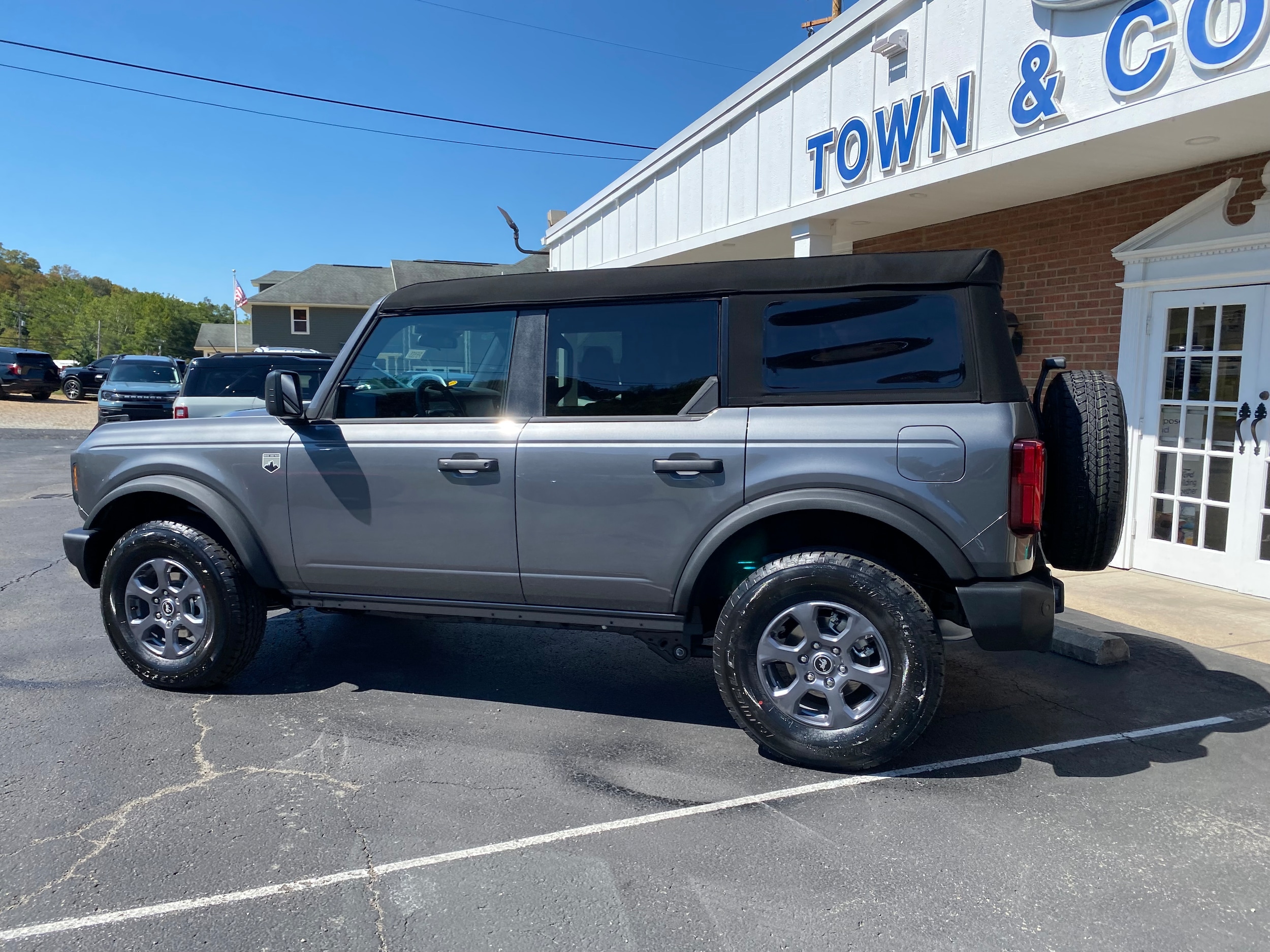2025 Ford Bronco Big Bend Carbonized Gray Metallic at Town & Country Ford