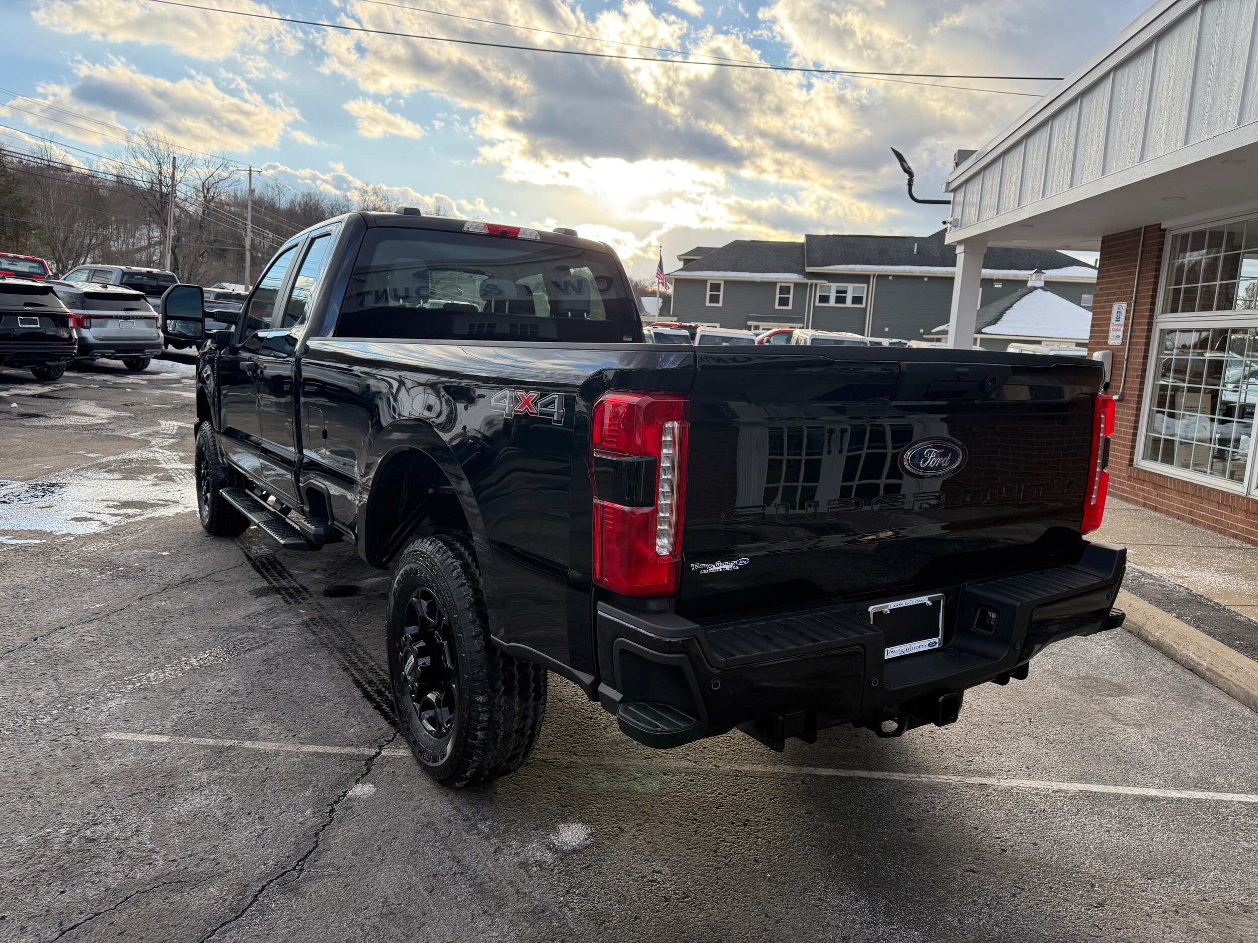 2025 Ford F-250 XL photo 4