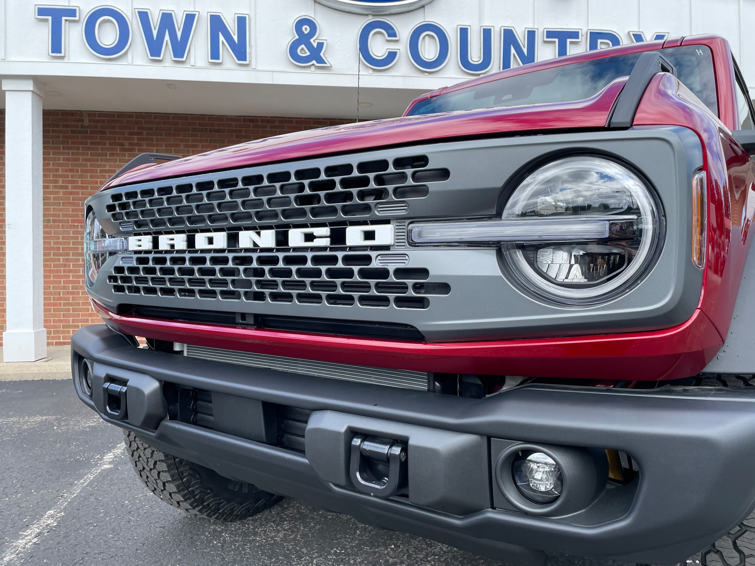 2026 Ford Bronco Badlands&reg; Ruby Red Metallic Tinted Clearcoat at Town & Country Ford