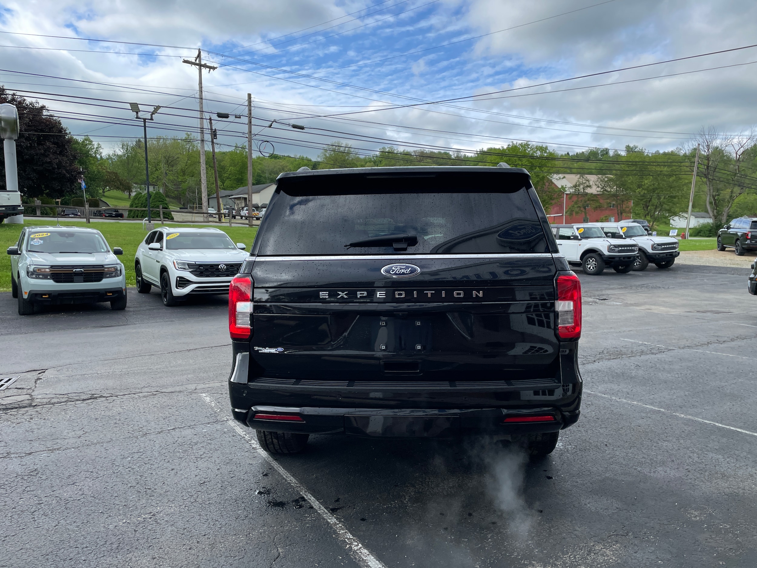 2023 Ford Expedition XLT Agate Black Metallic at Auto Express Rt. 8