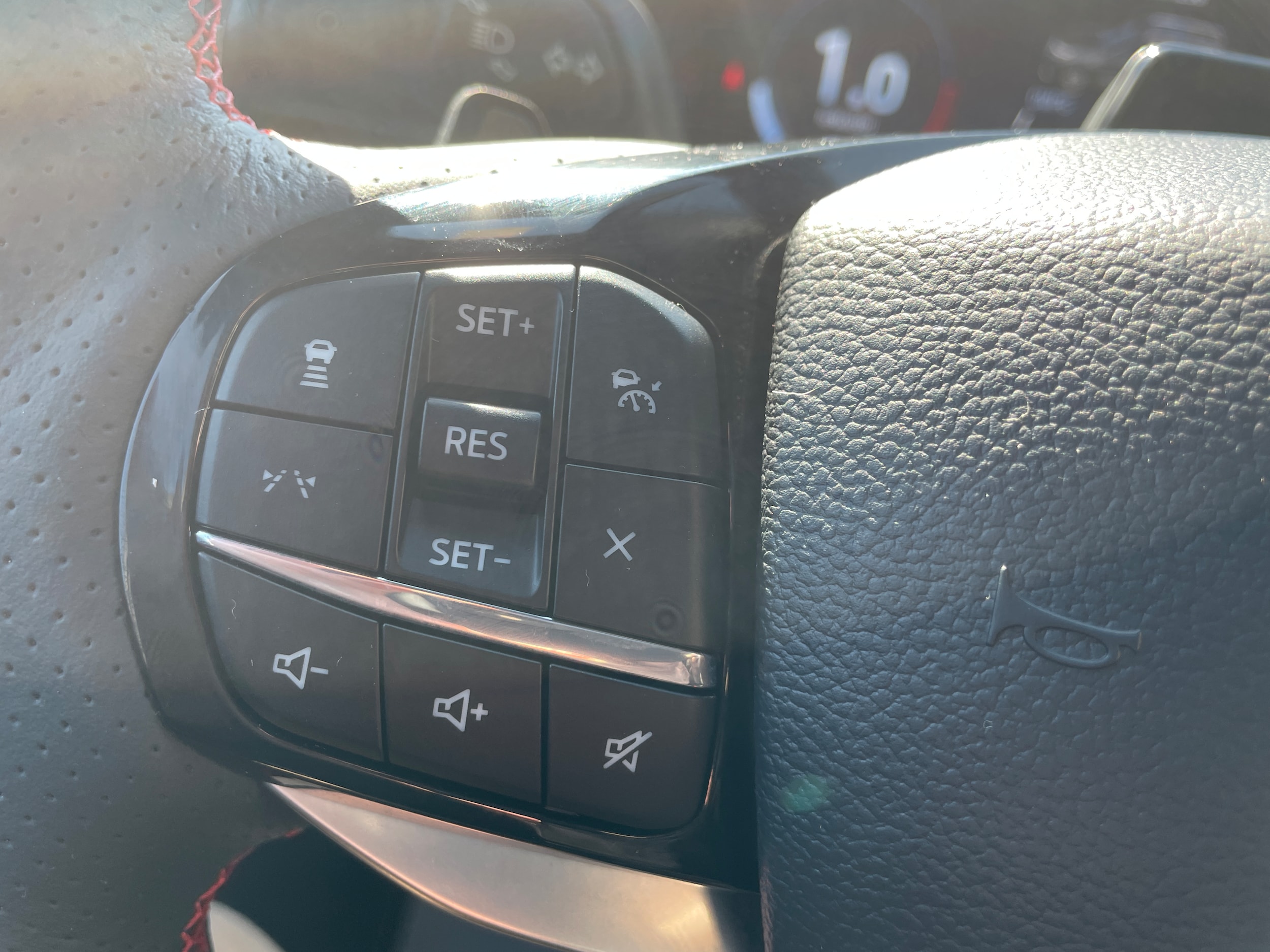 2026 Ford Explorer photo 19 of 28