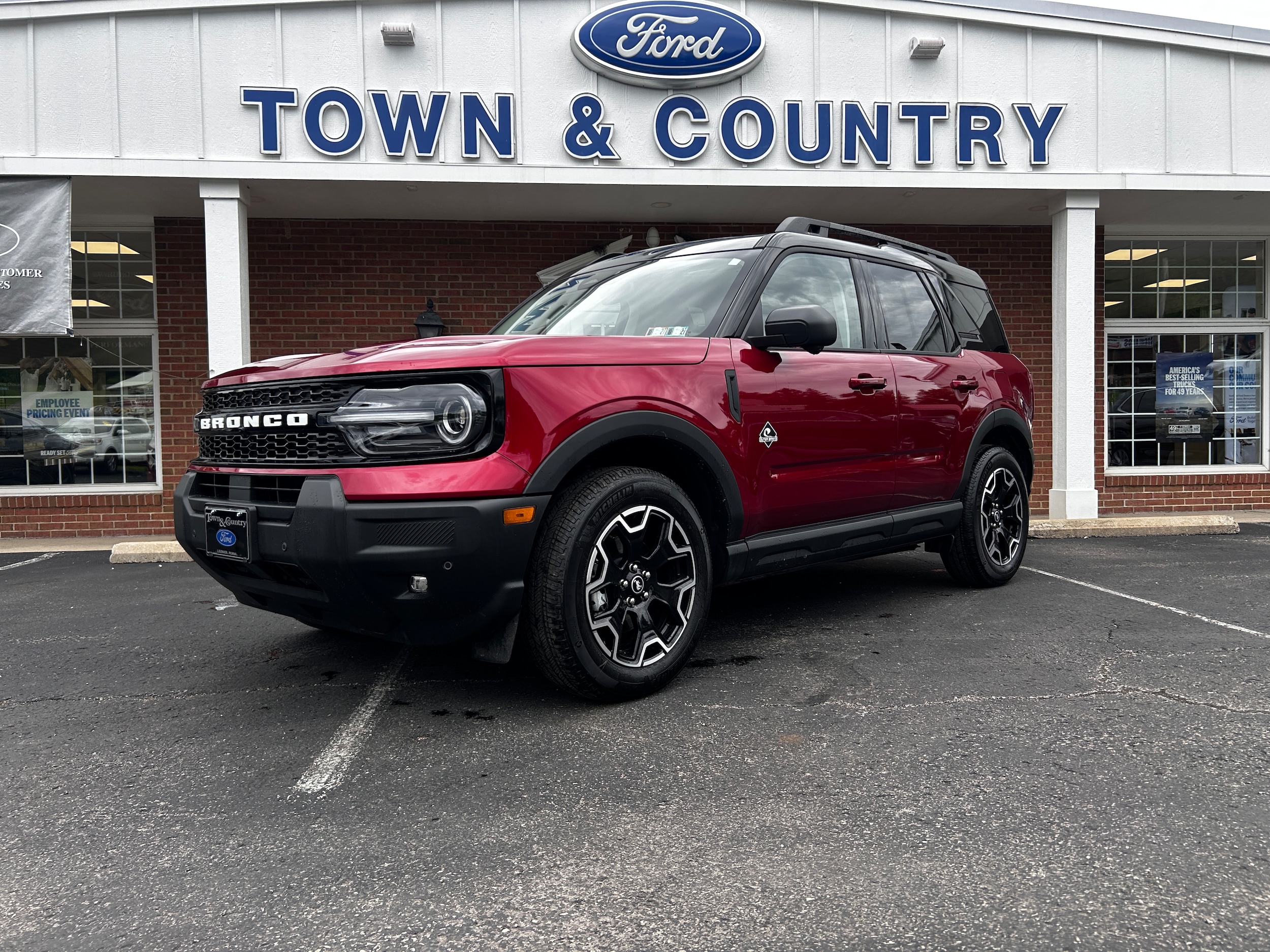2025 Ford Bronco Sport Outer Banks Ruby Red Metallic Tinted Clearcoat at Town & Country Ford