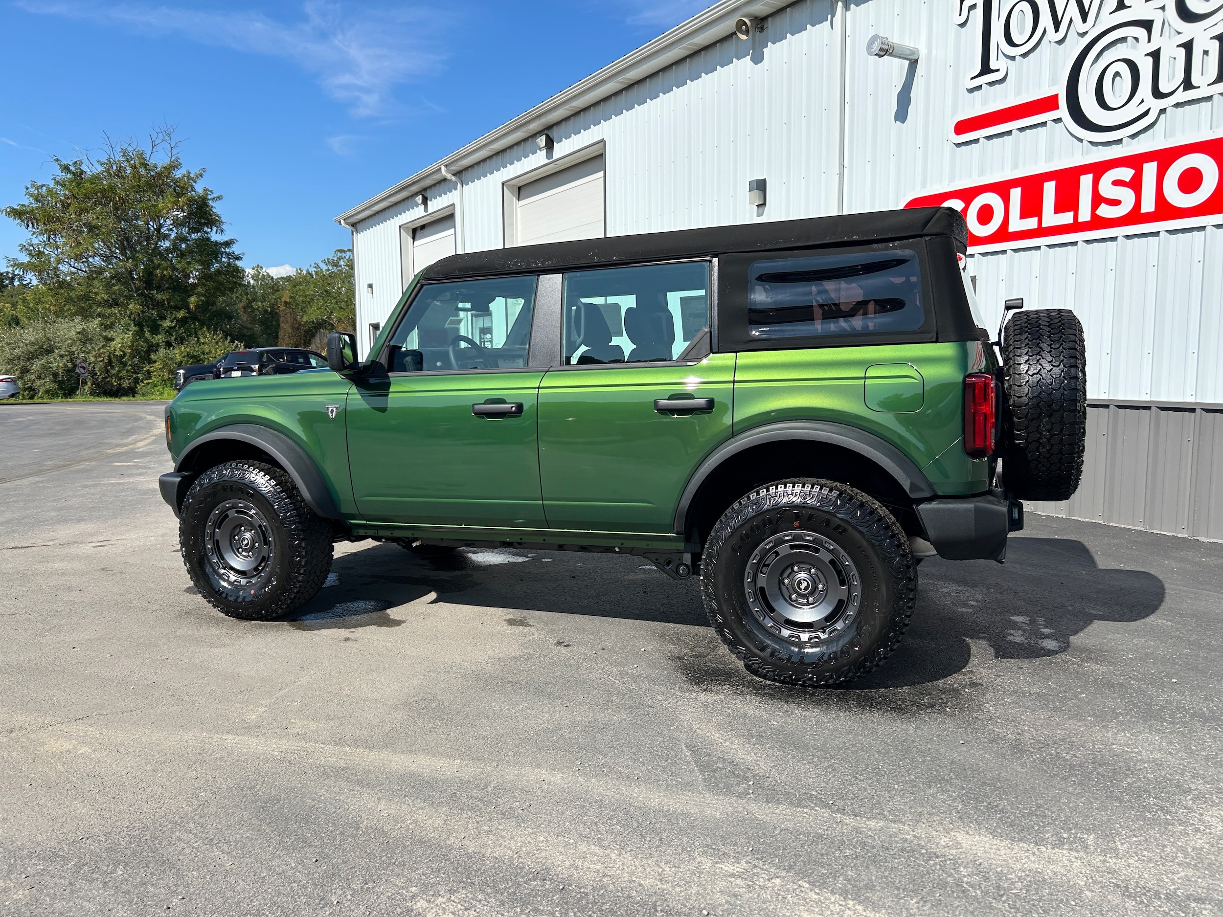 2025 Ford Bronco Base Eruption Green Metallic at Town & Country Ford