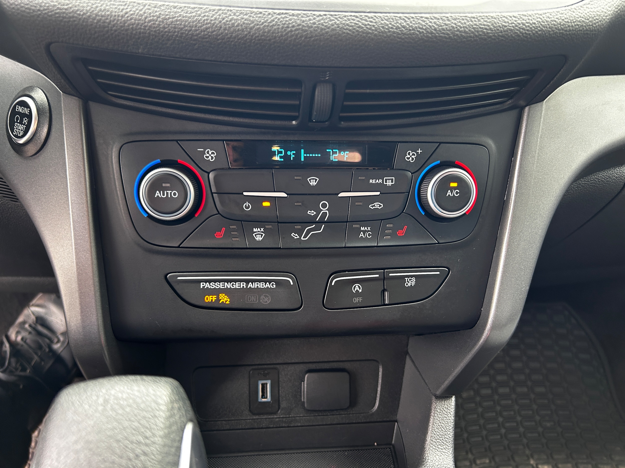 2019 Ford Escape SE Magnetic Metallic at Premiere Auto Sales