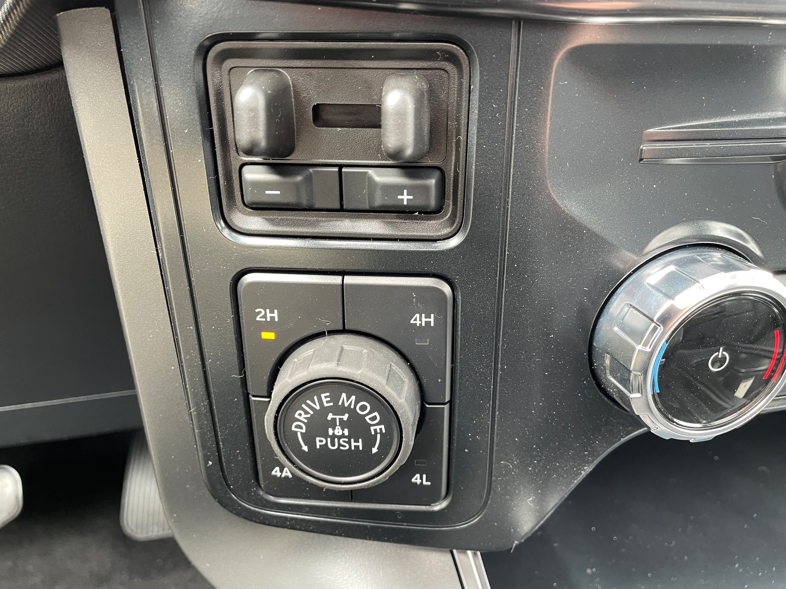 2026 Ford F-150 Lariat Iconic Silver Metallic at Washington Ford