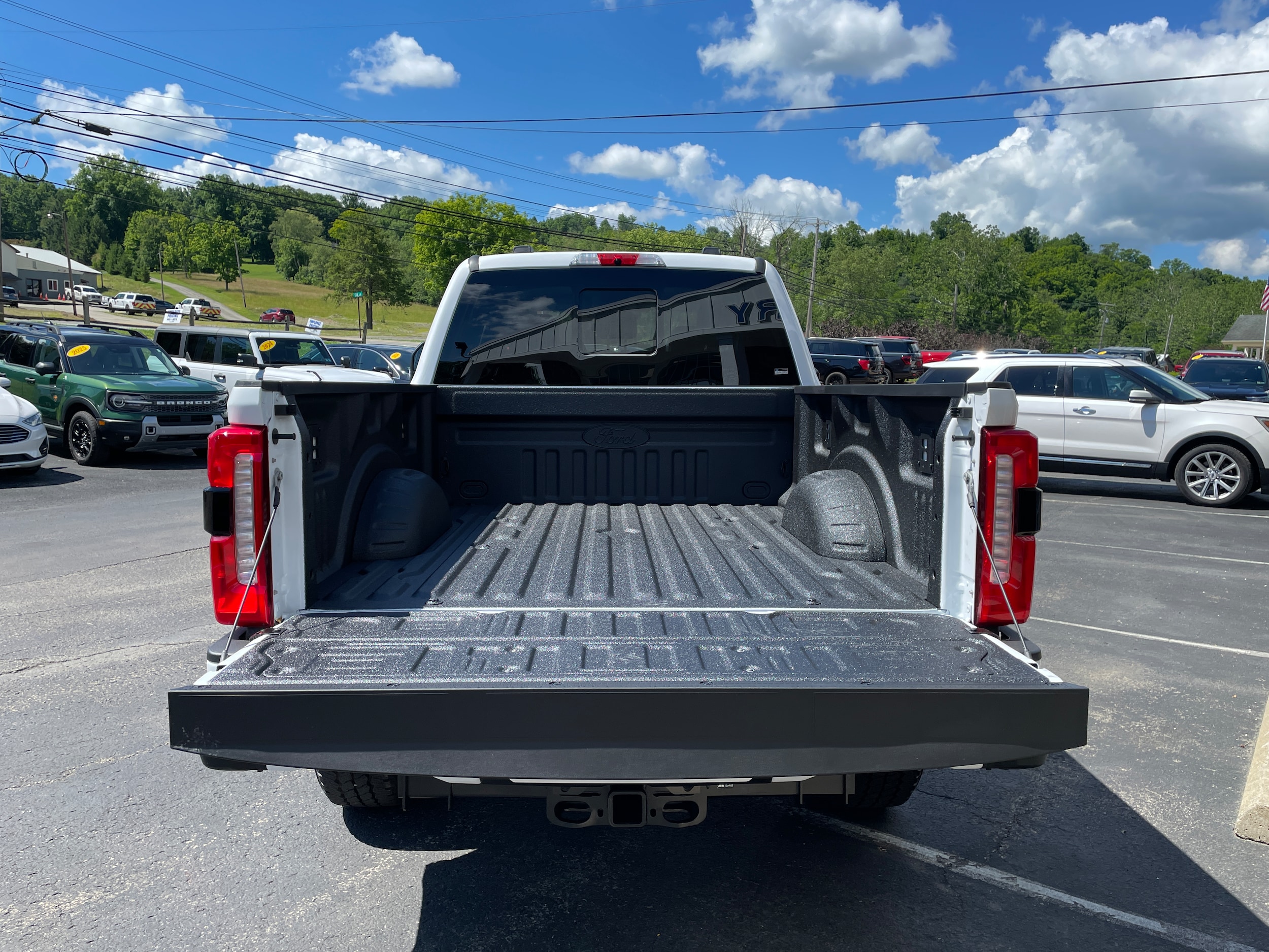 2026 Ford F-350 Pickup F-350&reg; Lariat&reg; Oxford White at Town & Country Ford