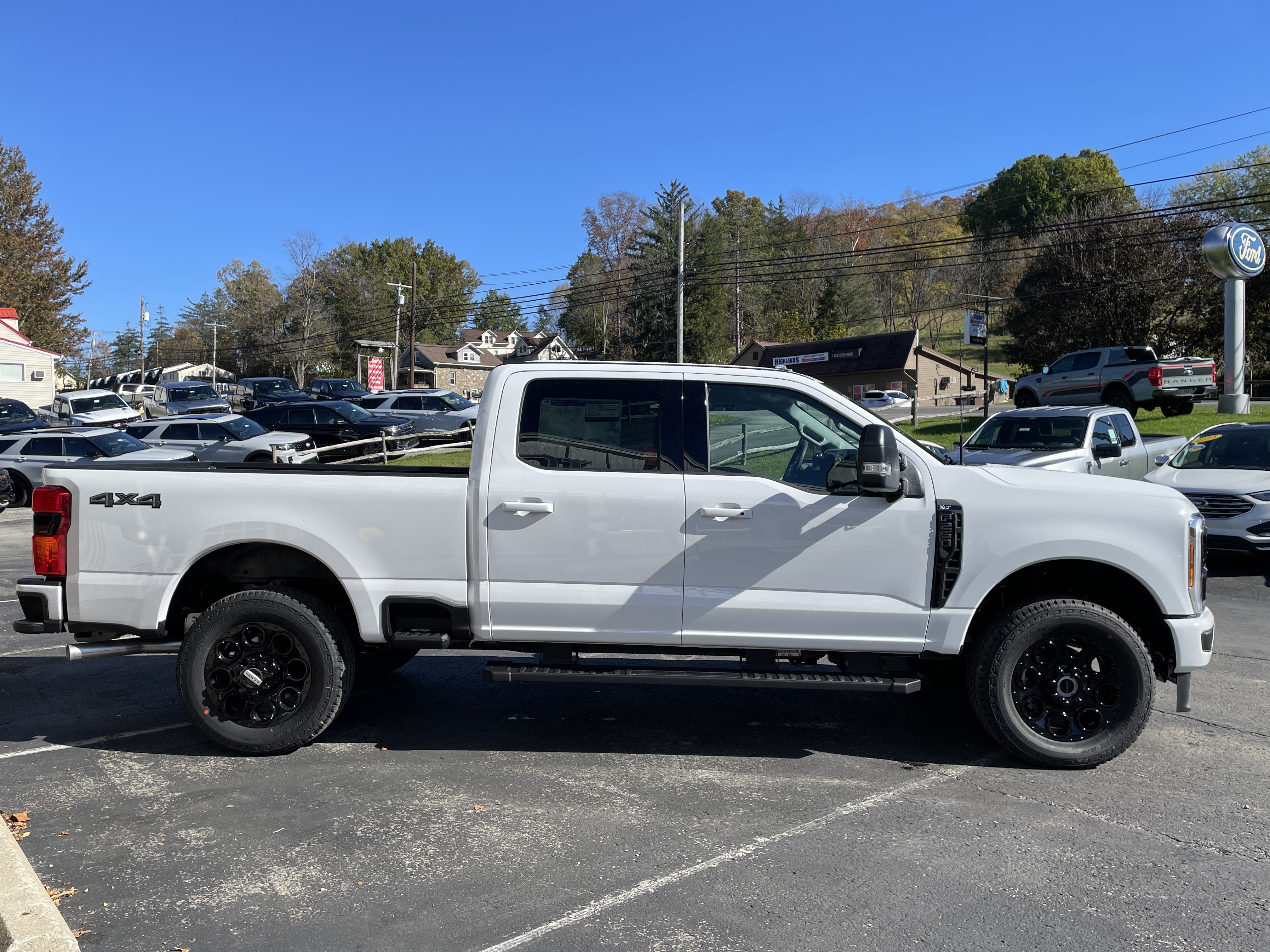 2027 Ford F-250 Pickup photo 4 of 33