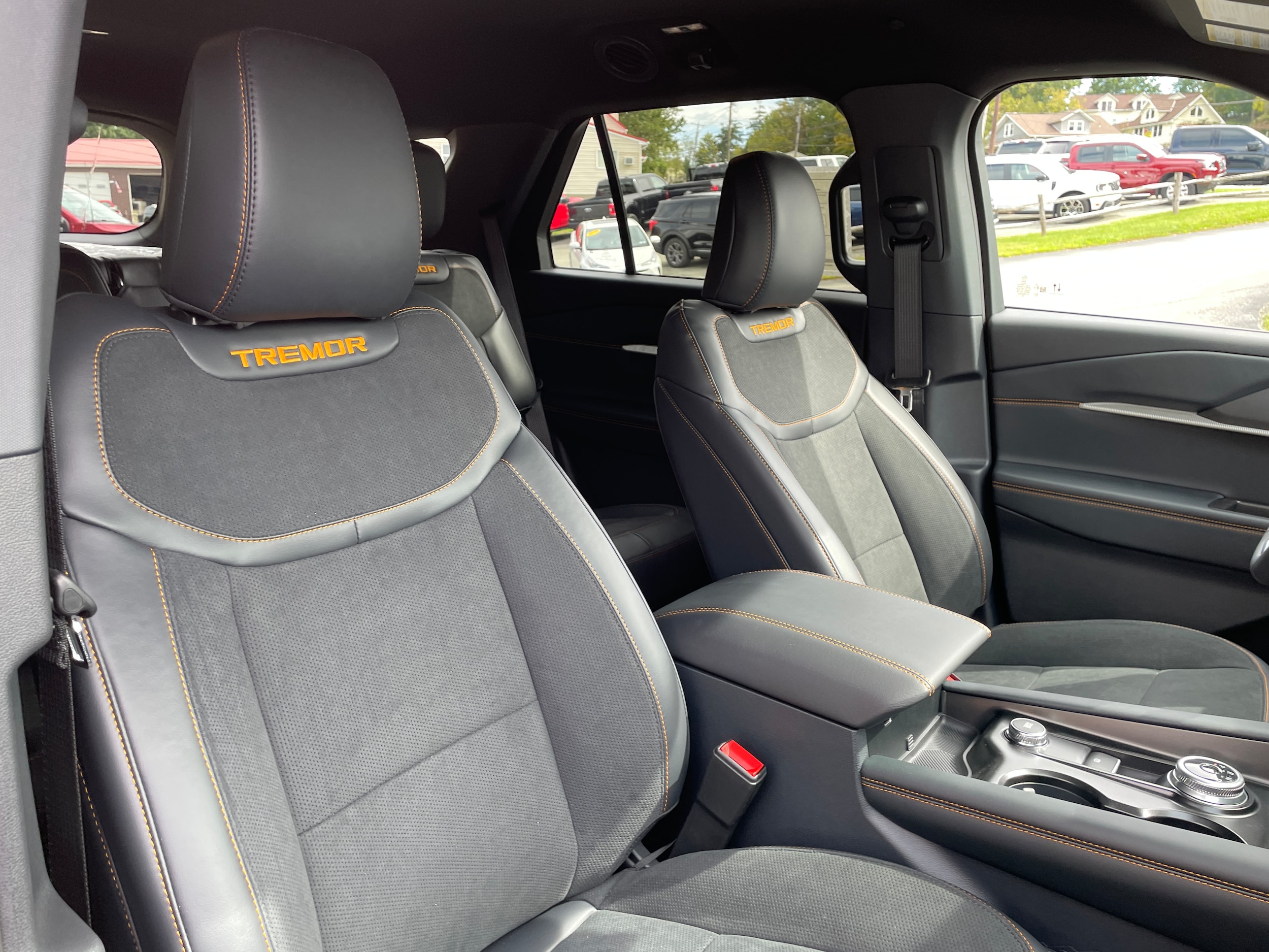 2027 Ford Explorer photo 36 of 53