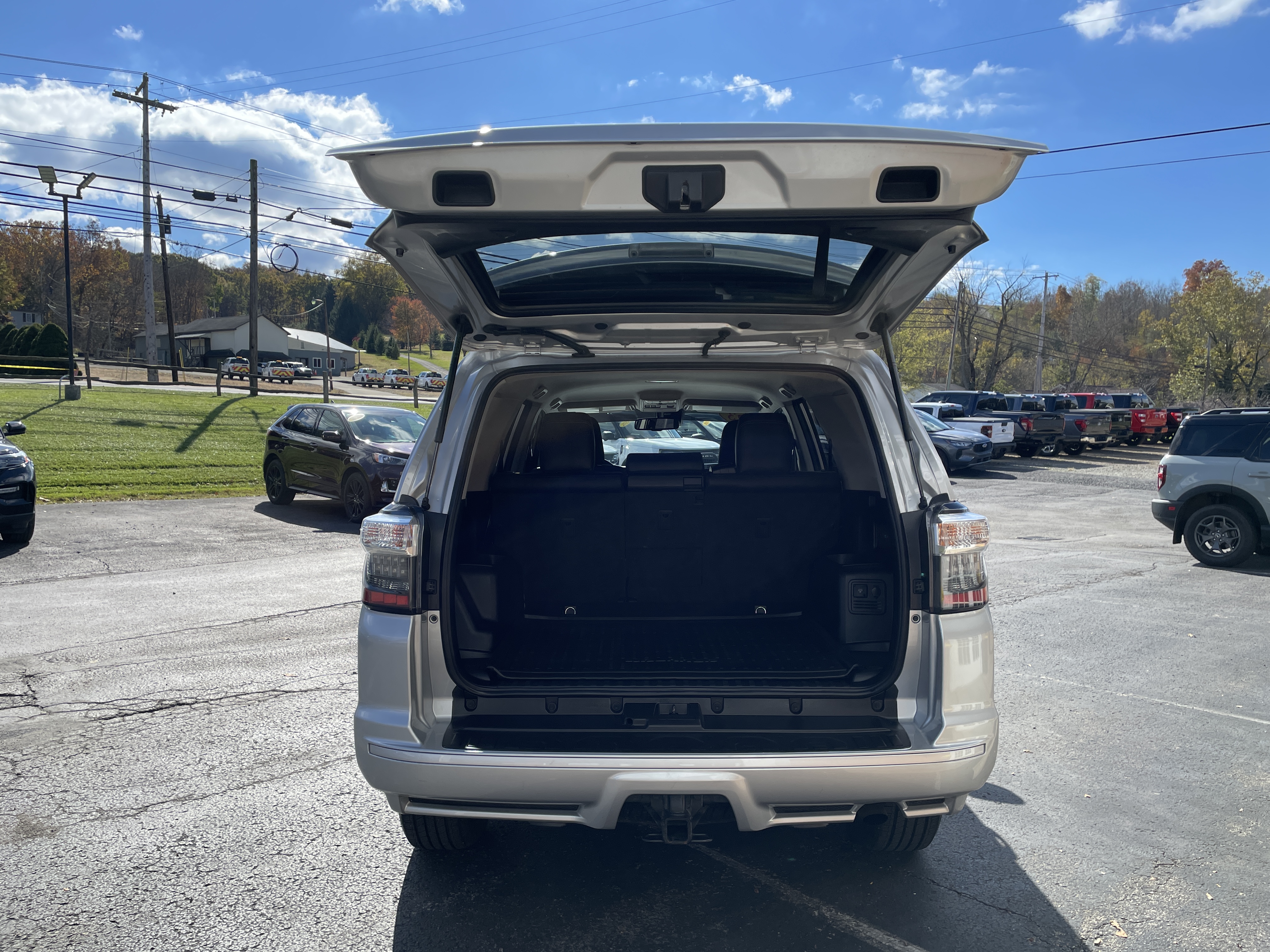 2023 Toyota 4Runner photo 7 of 25