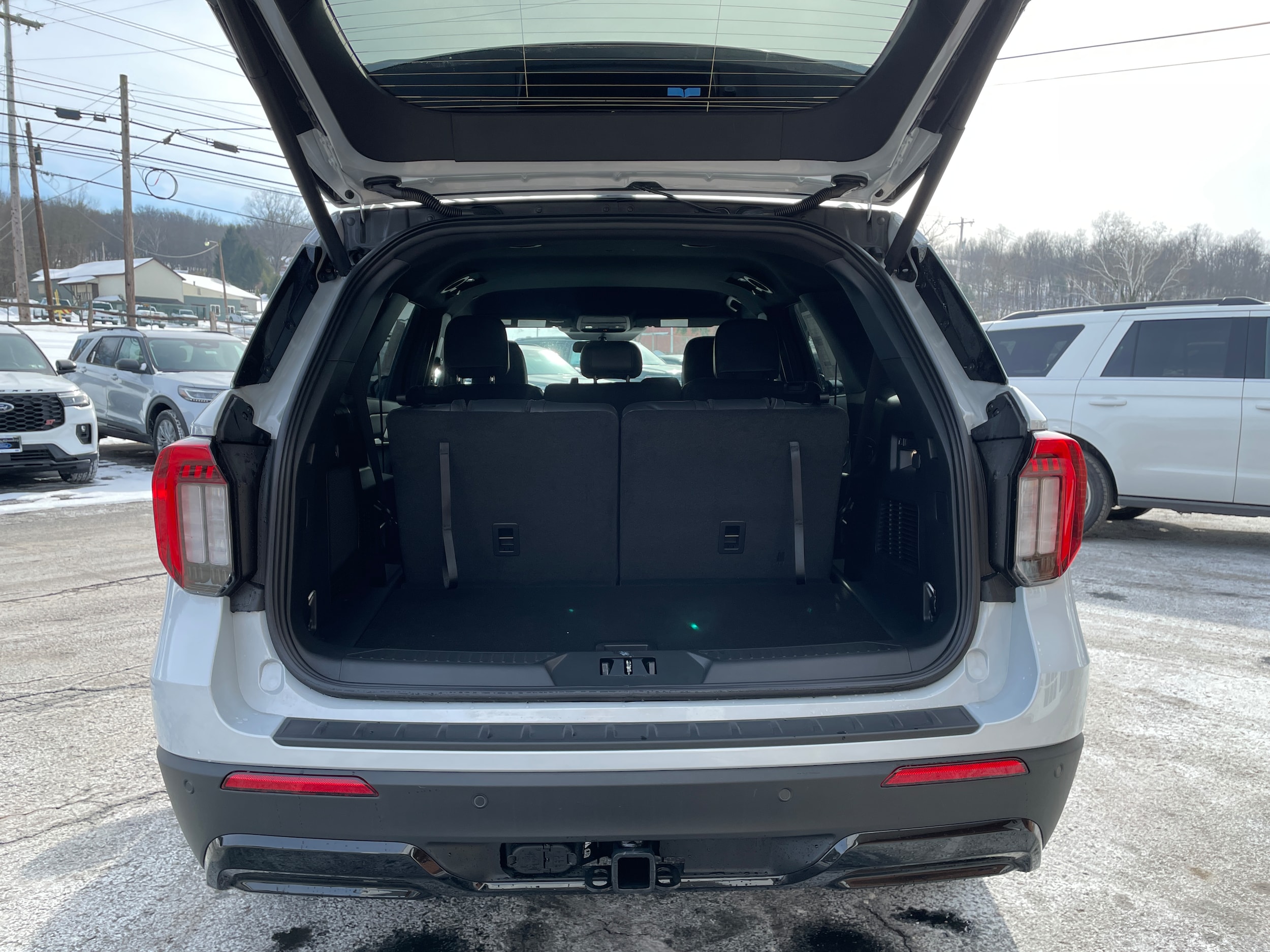 2026 Ford Explorer ST-Line - 8
