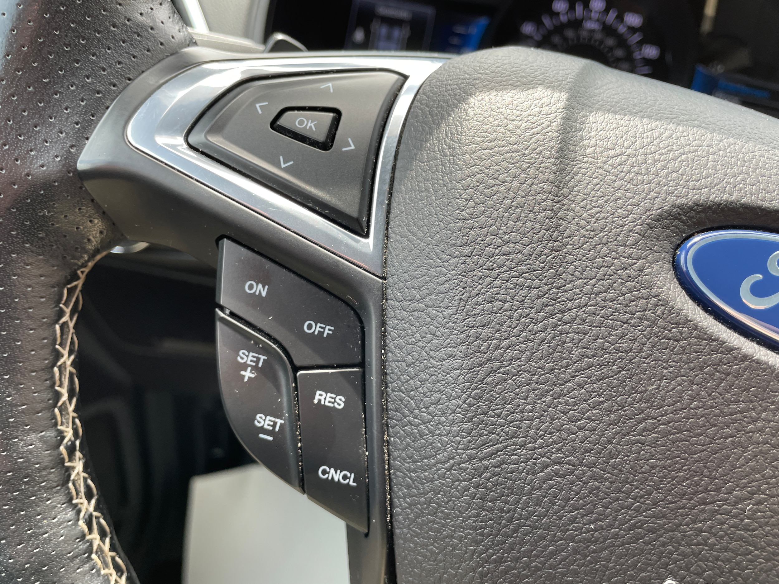 2023 Ford Edge ST Star White at South Park Mitsubishi