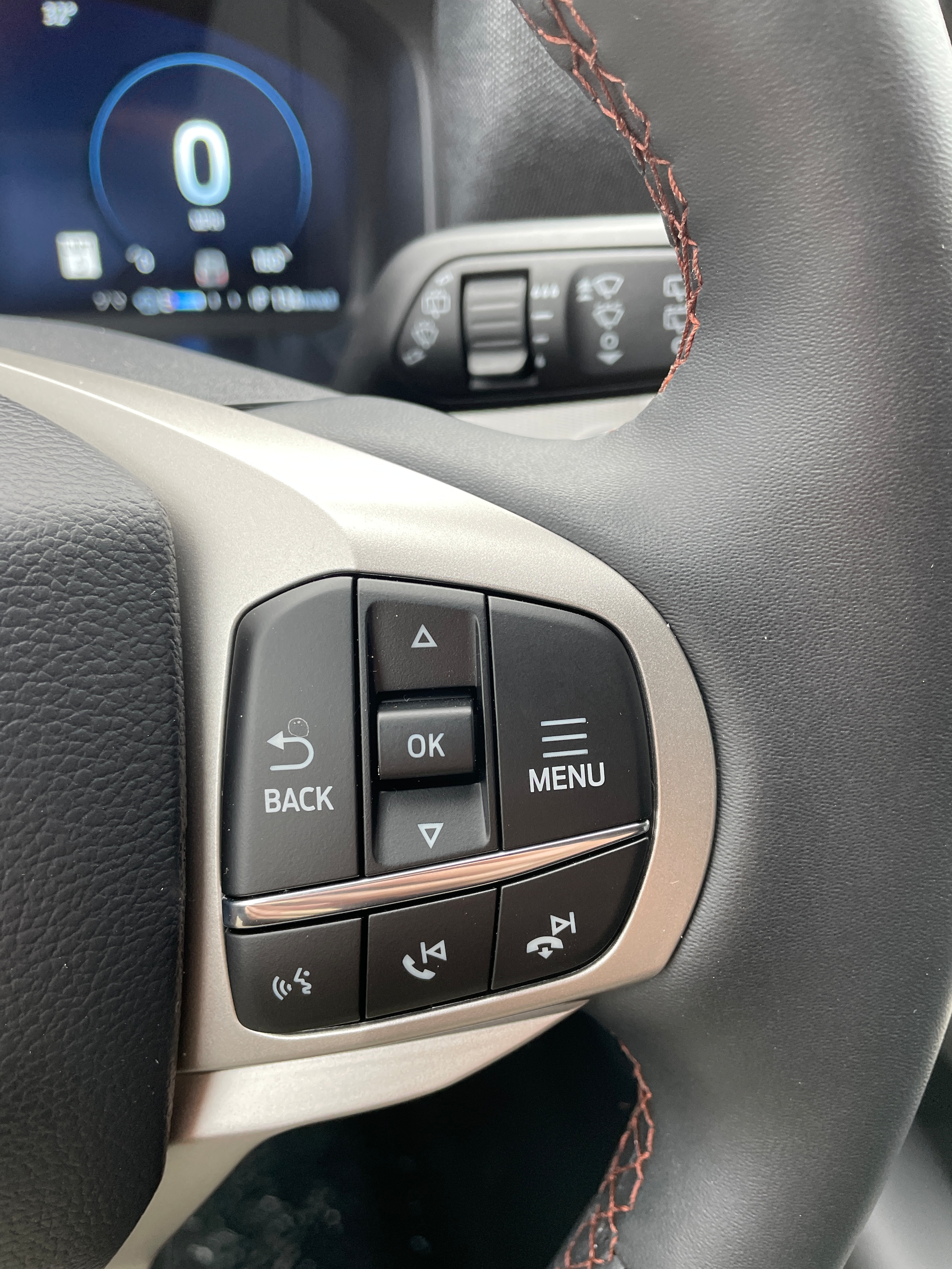 2026 Ford Explorer Active Space White Metallic at Town & Country Ford