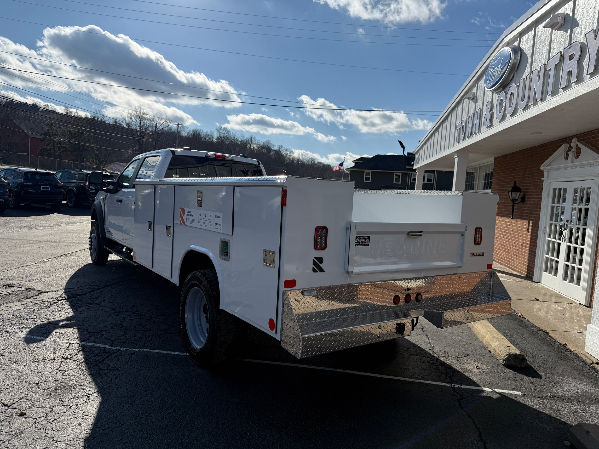 2025 Ford F-550 XL photo 4