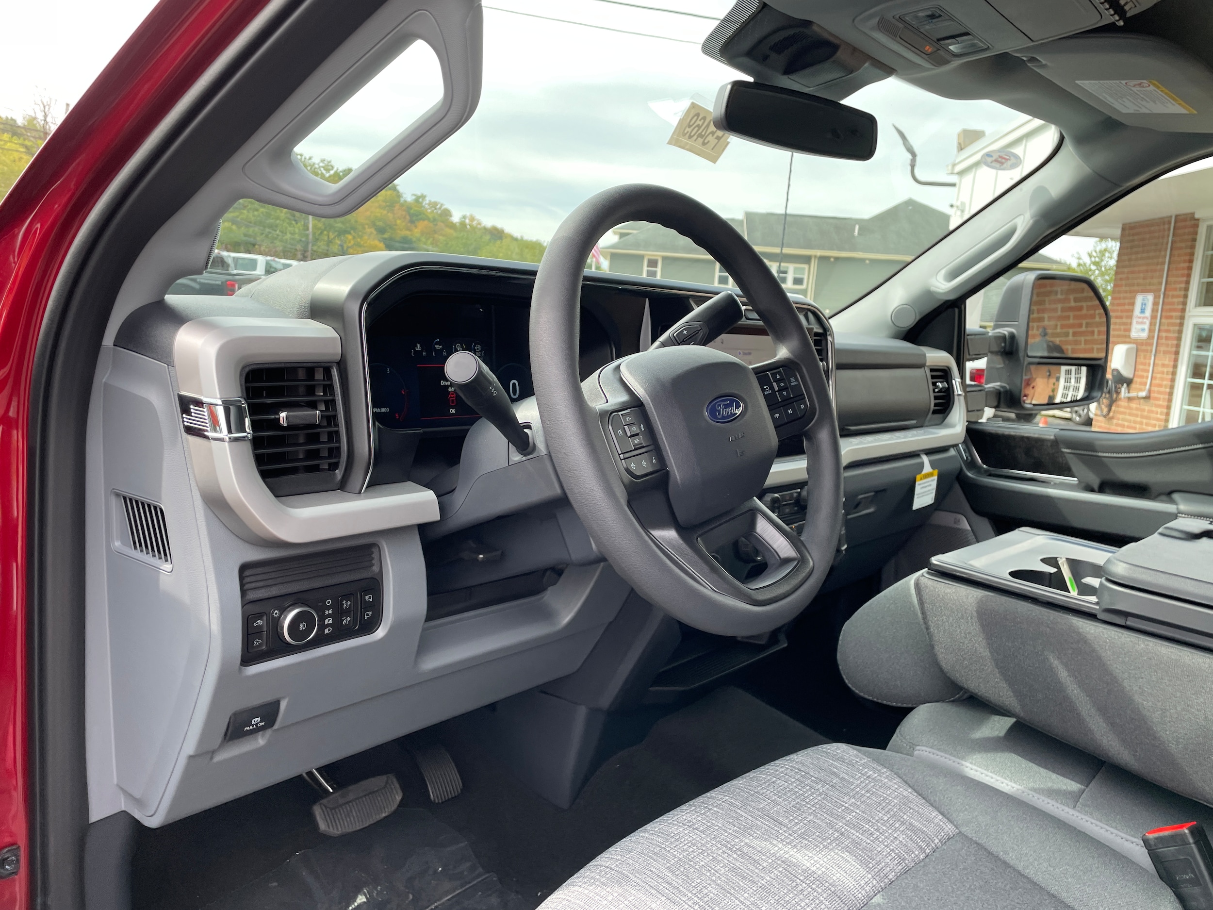 2027 Ford F-250 Pickup photo 28 of 40