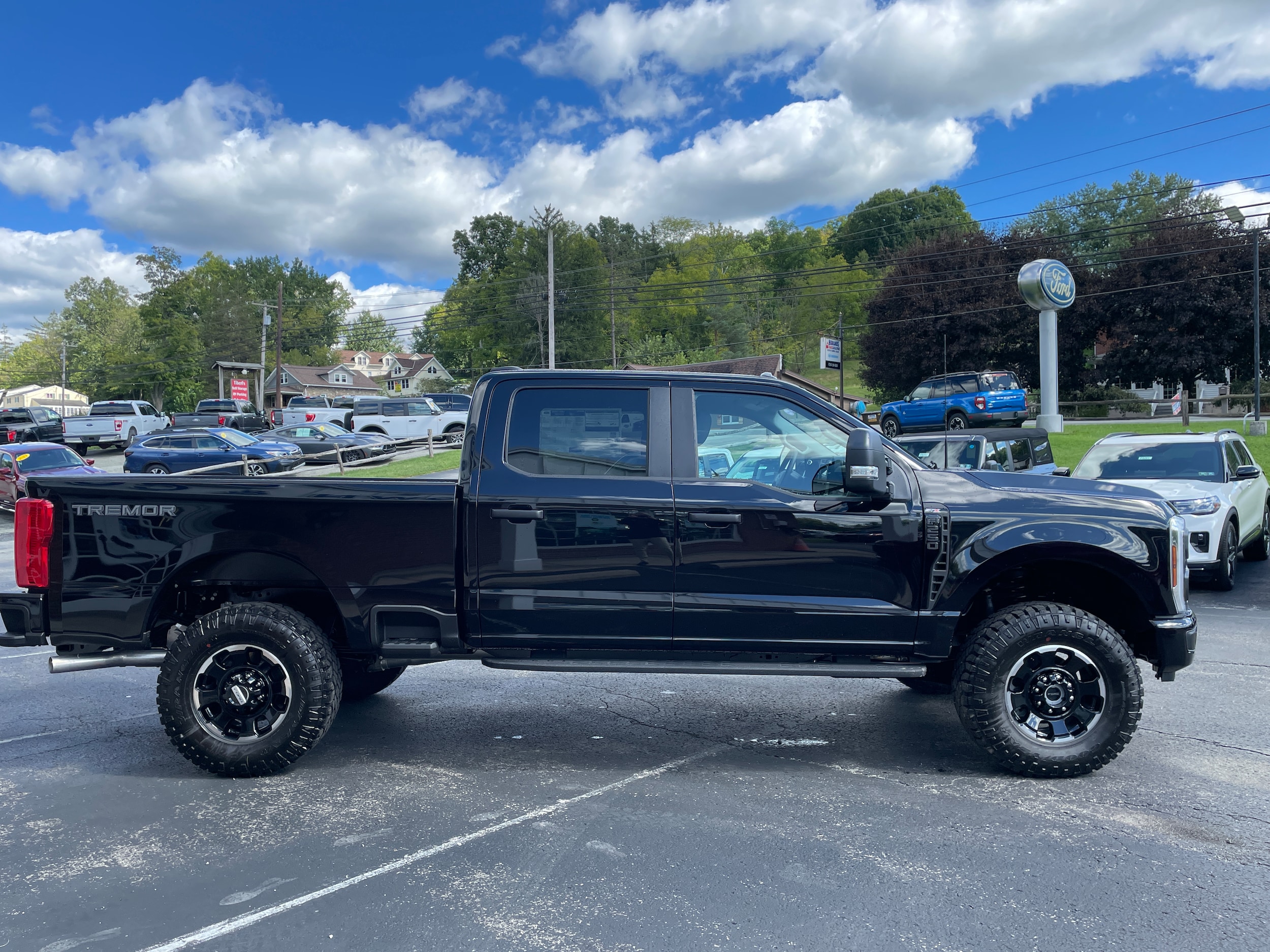 2027 Ford F-250 Pickup F250 4X4 Crew/C  at Town & Country Ford